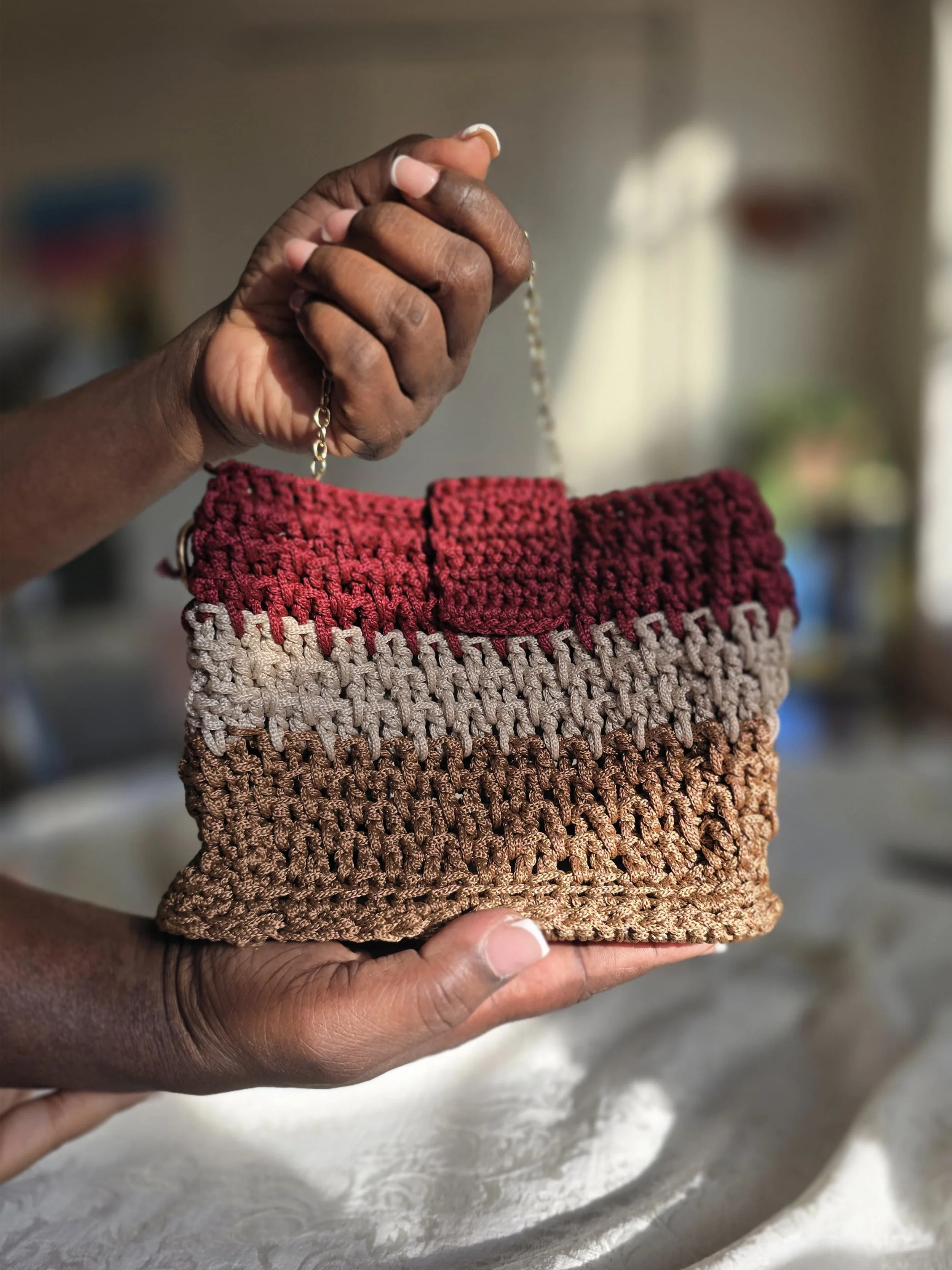 Crimson-Sand-Chain-Mini-Tote-BACK.jpg
