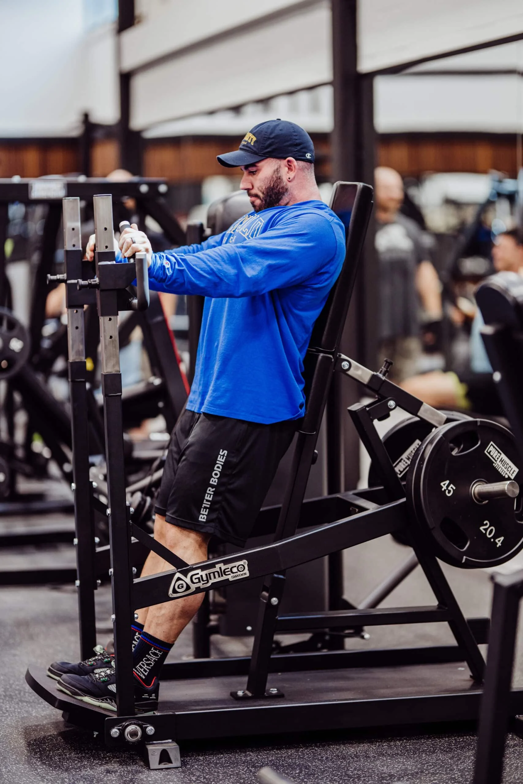 028 Gymleco Standing Chest Press