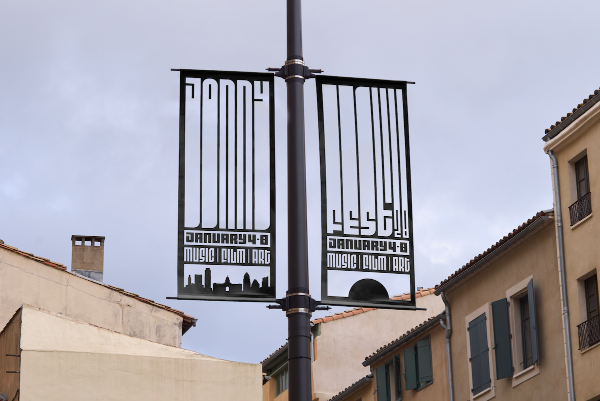 Pole Banner alt refined.png