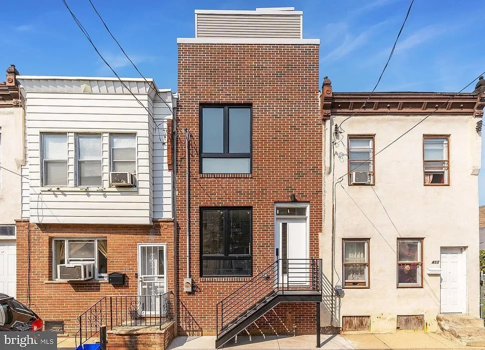 new construction live on mls
415 cantrell street | philadelphia 
3 bd | 3 bath | 1700 sq ft 
rare full 10 yr tax abatement
details here https://bit.ly/415Cantrell
.
.
#realestate #investment #philly #philadelphia #rentals #phillyrentals #newconstruct