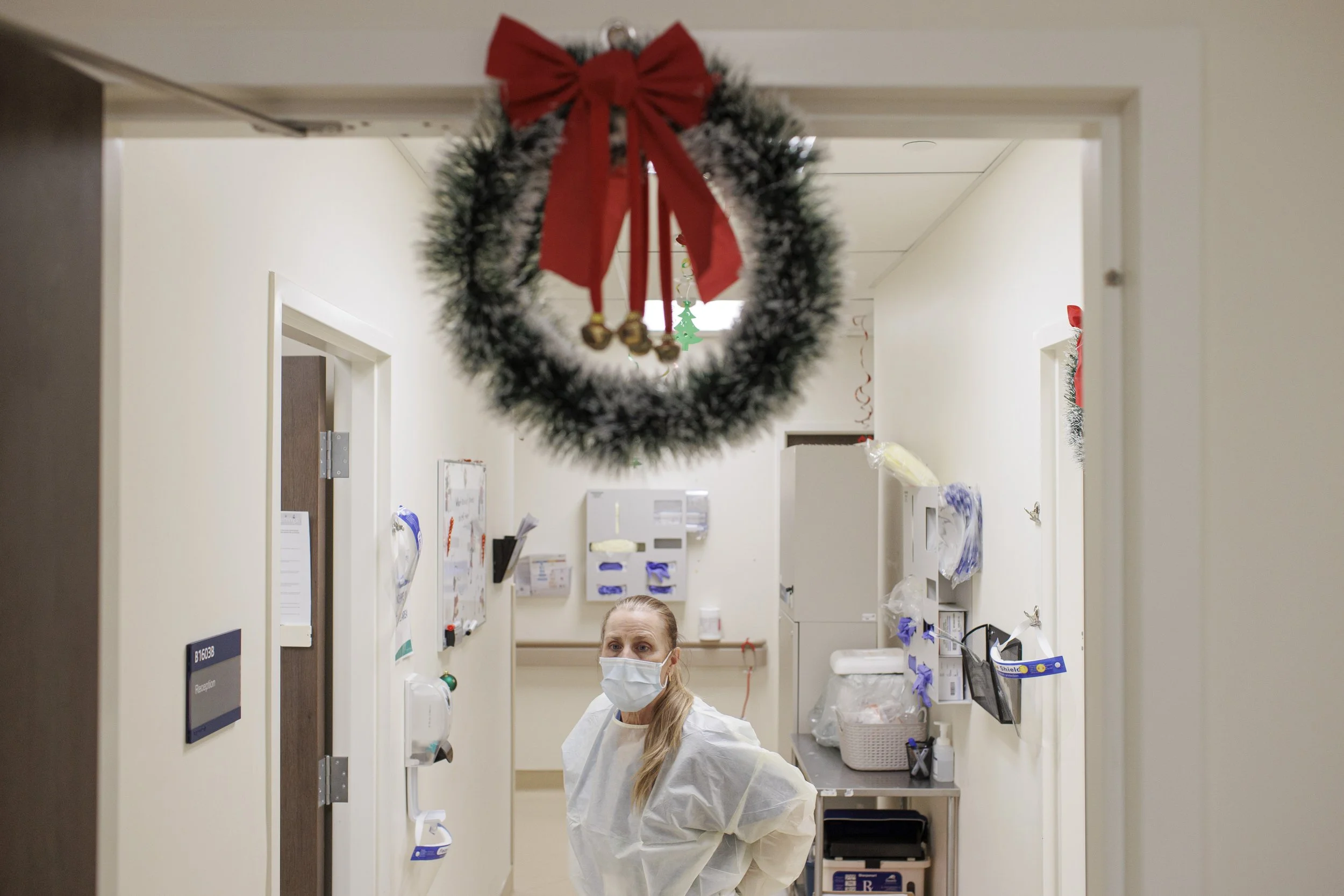 RN Karen Hickman staffs the cough, cold and COVID clinic at Markham Stouffville Hospital, in Markham, Ont., on Dec. 1, 2022.