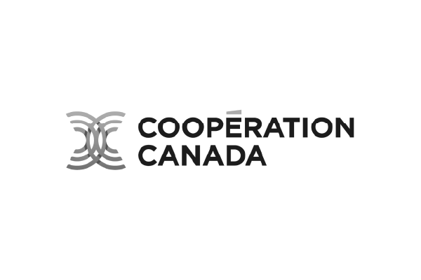 Cooperation Canada logo with stylized maple leaf design.