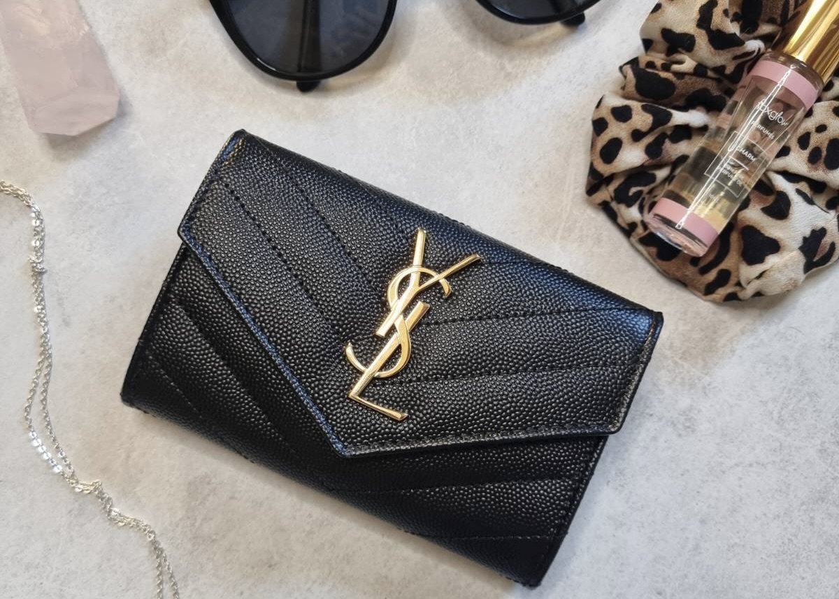 Saint Laurent Cassandre Envelope Wallet Review