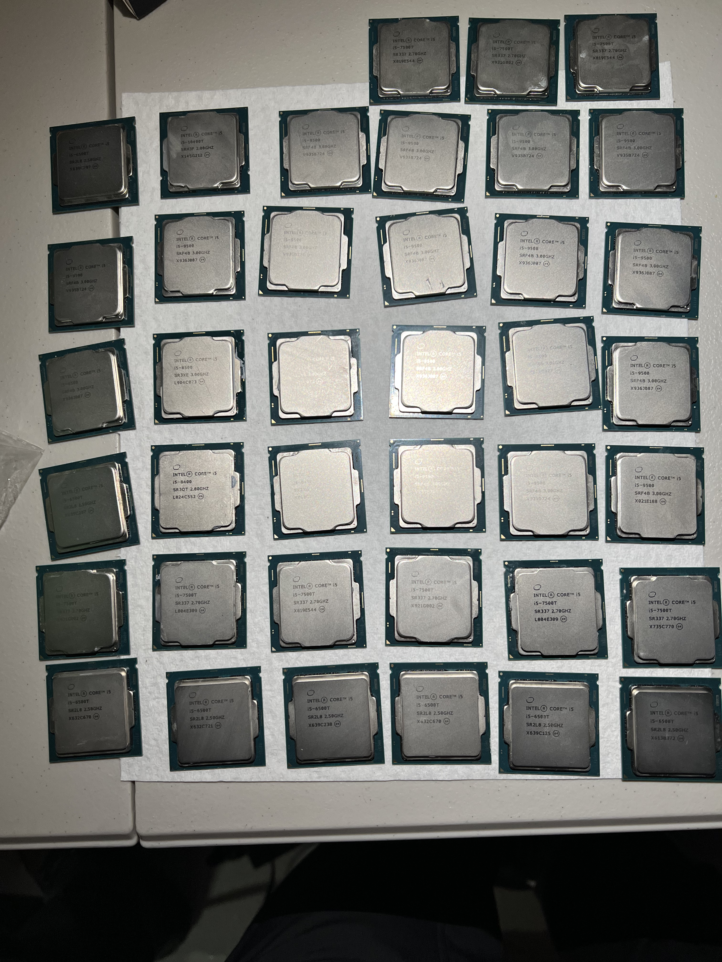 Lot of 38 Intel Core i5 CPUs 6th–10th Gen i5-9500 8500 8400 7500T 6500T