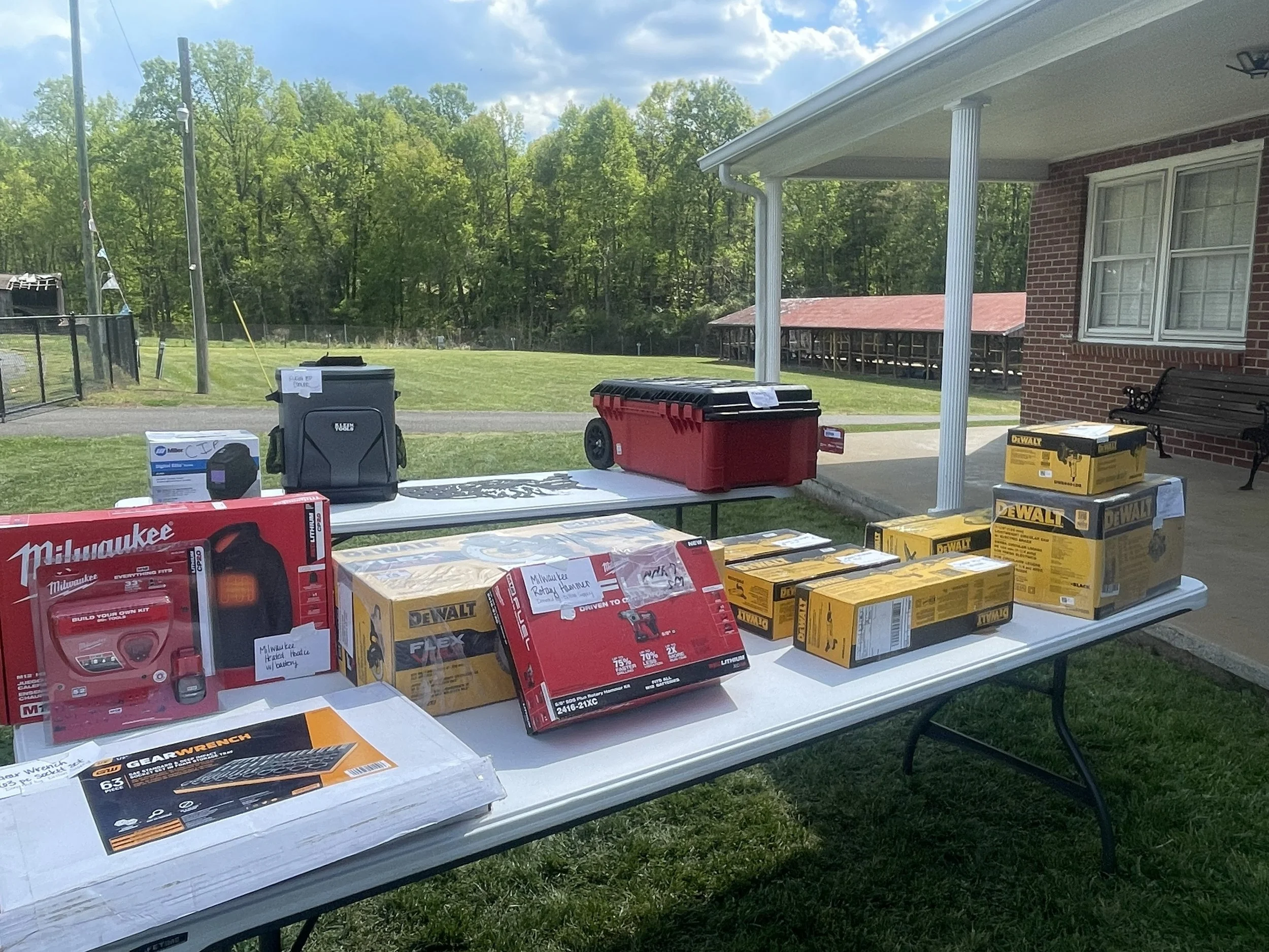 Thanks for coming out to the BBQ Chicken Fundraiser to show your support!