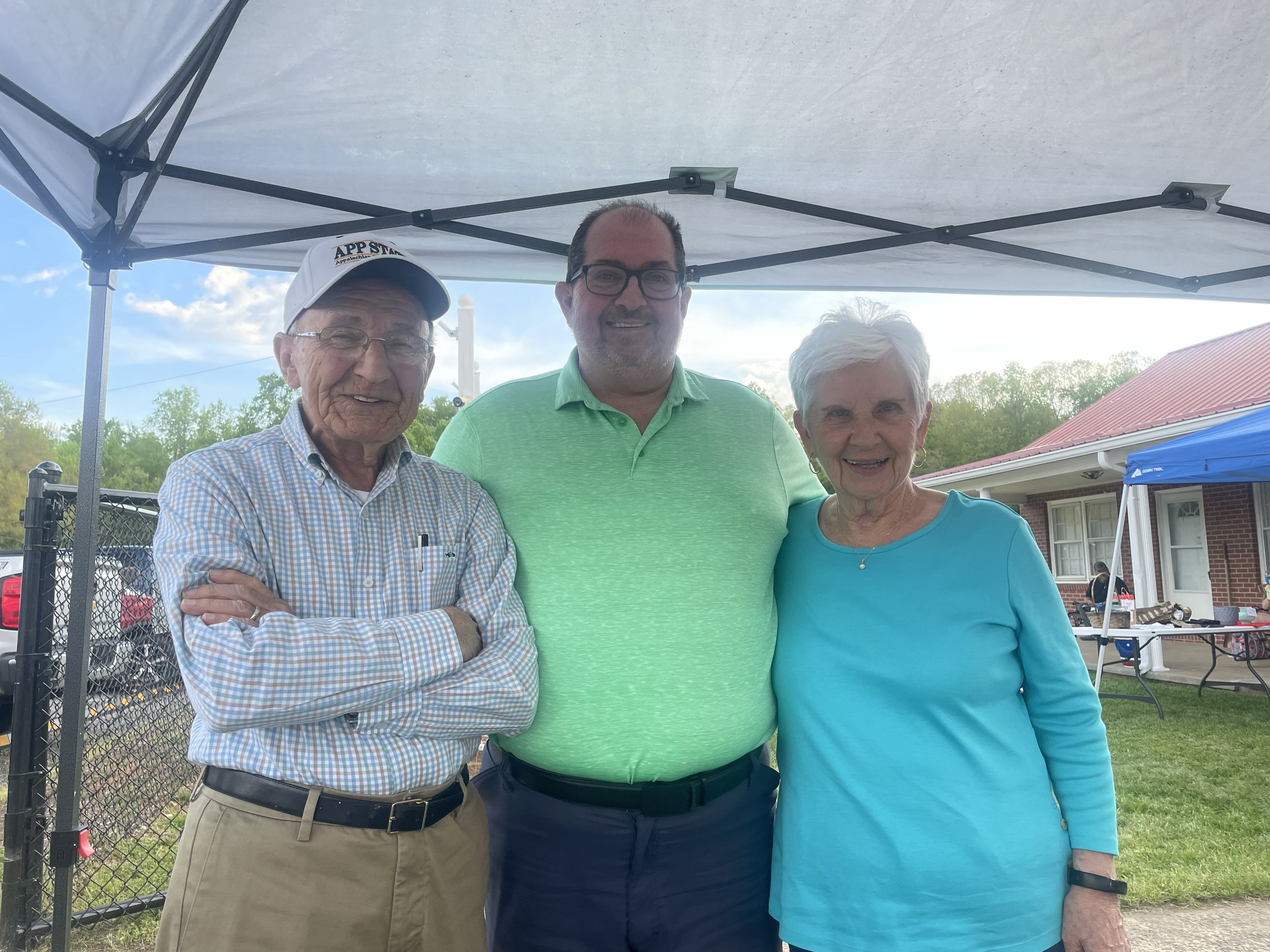 Thanks for coming out to the BBQ Chicken Fundraiser to show your support!