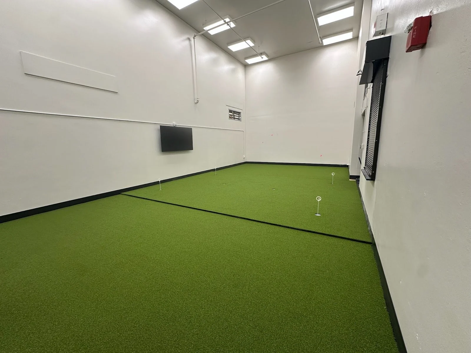 Sim Cages - 15' Putting Floor w/ built in Hitting Mat