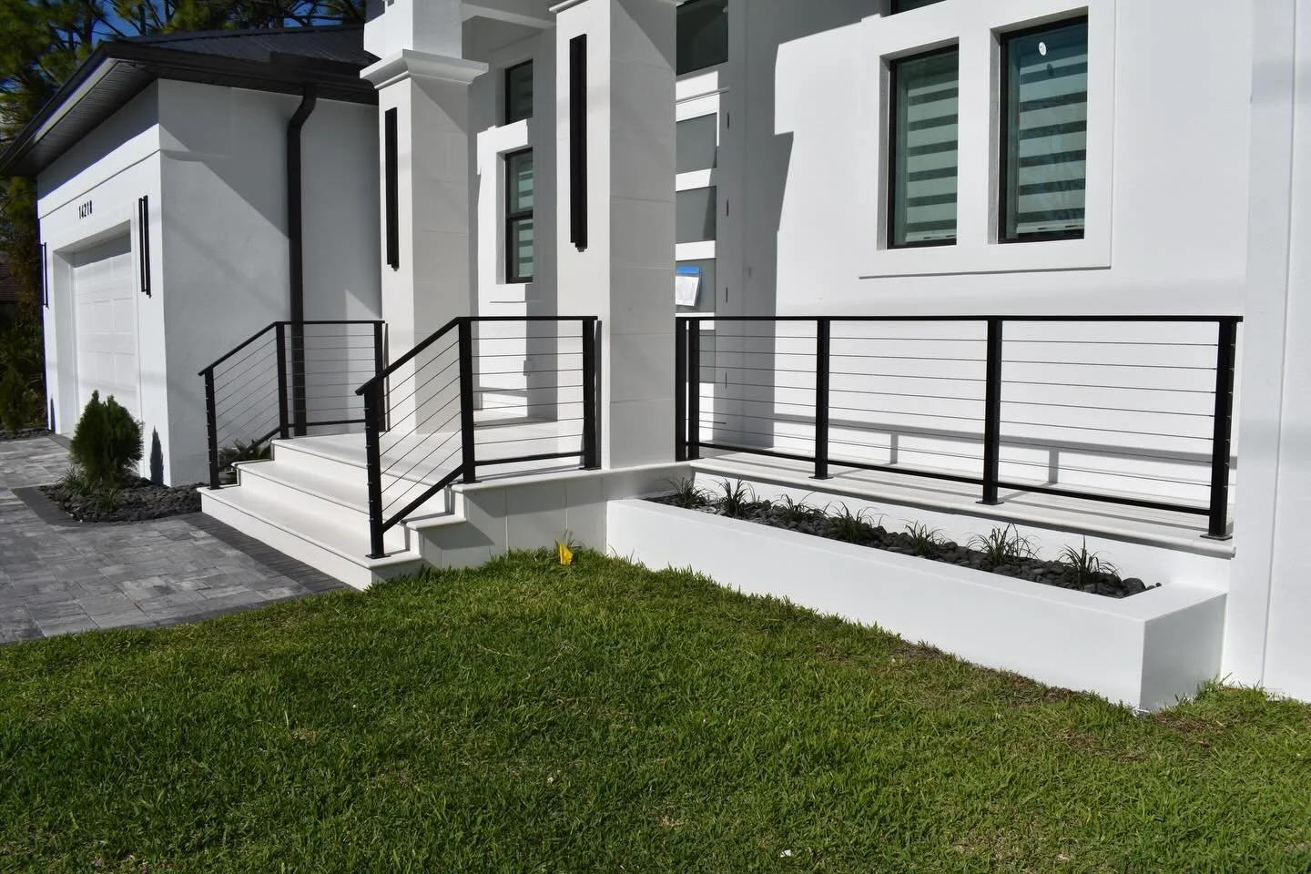 Some aluminum railings fitted with stainless cables installed in this Port Charlotte new construction. Simple and clean. 

#aluminum #tigwelding #fabrication #customfab 
#cablerailing customhome