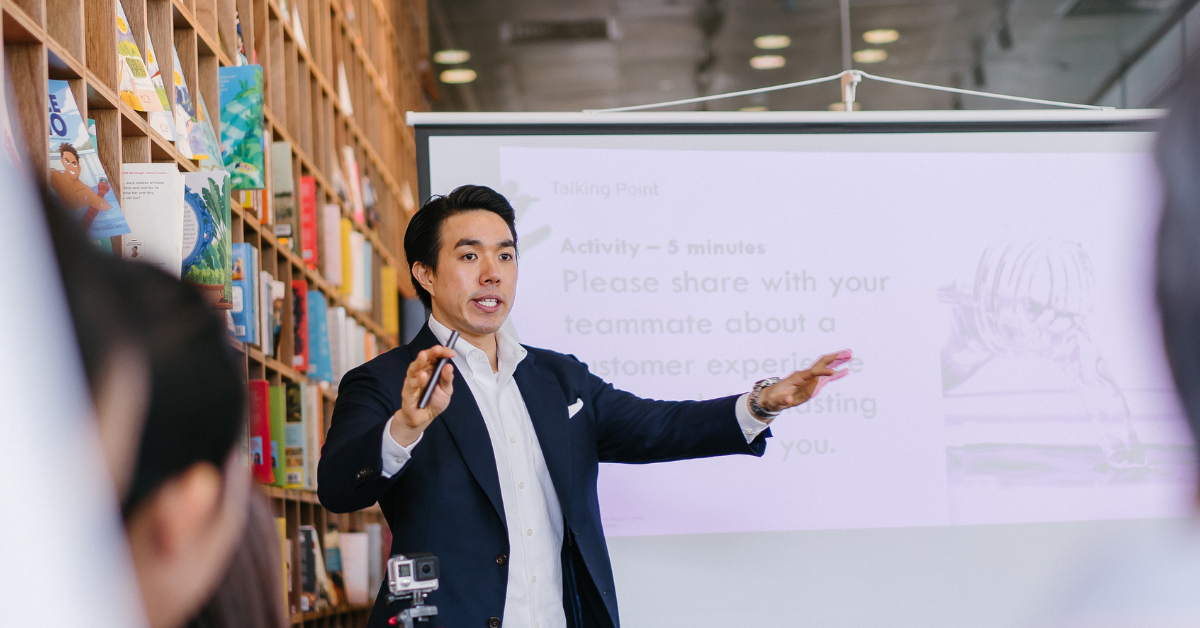 Build Public Speaking Confidence