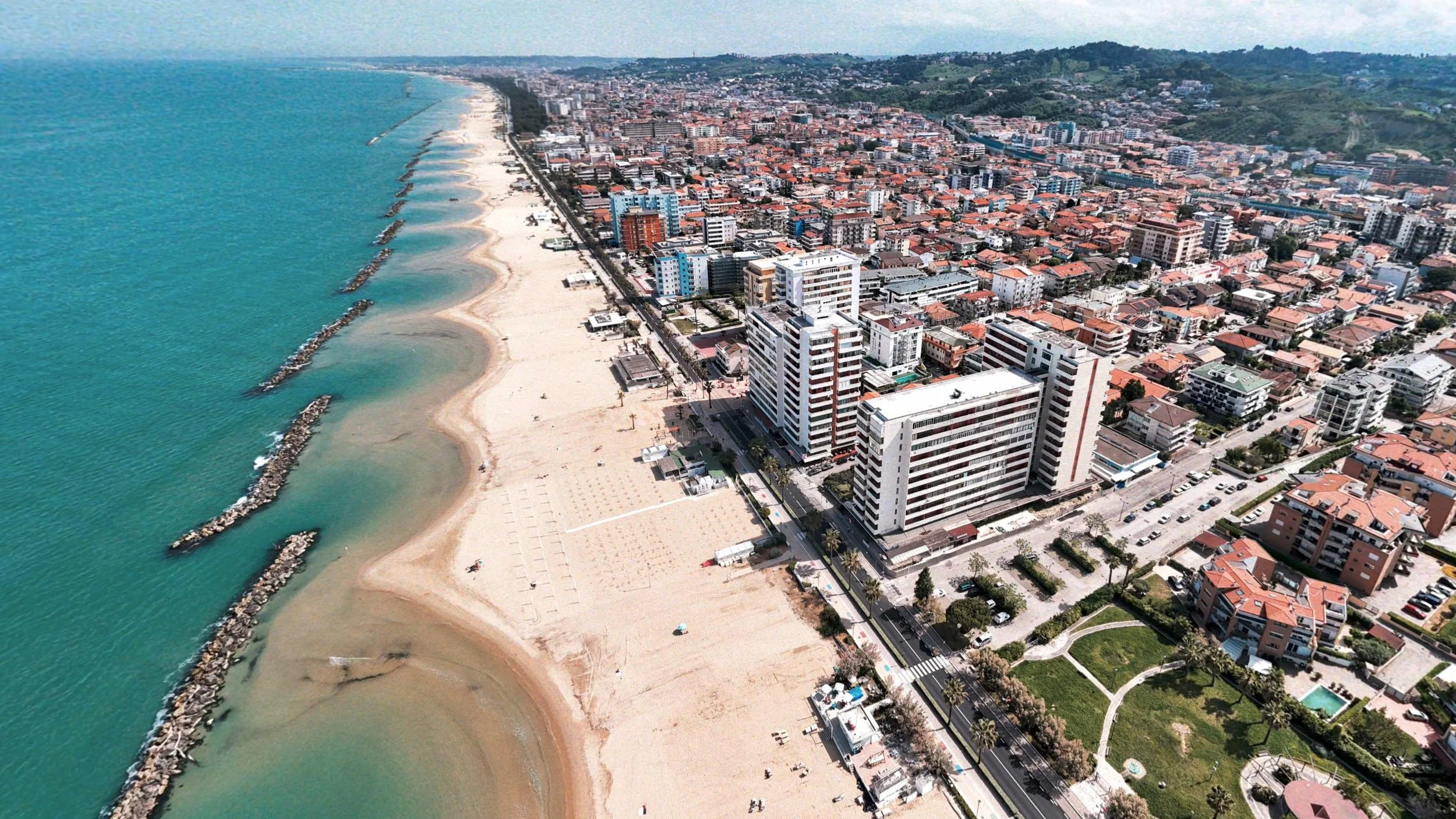 Montesilvano Beach | DJI Mini 4 Pro 360