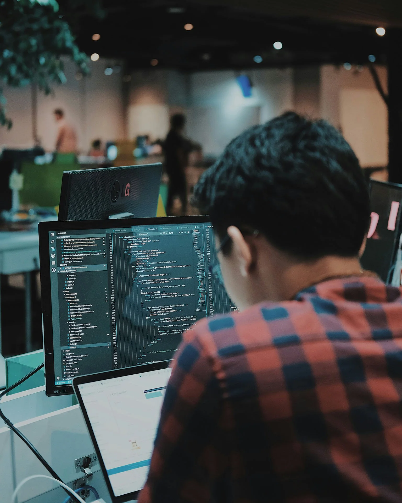 Startups & Technology