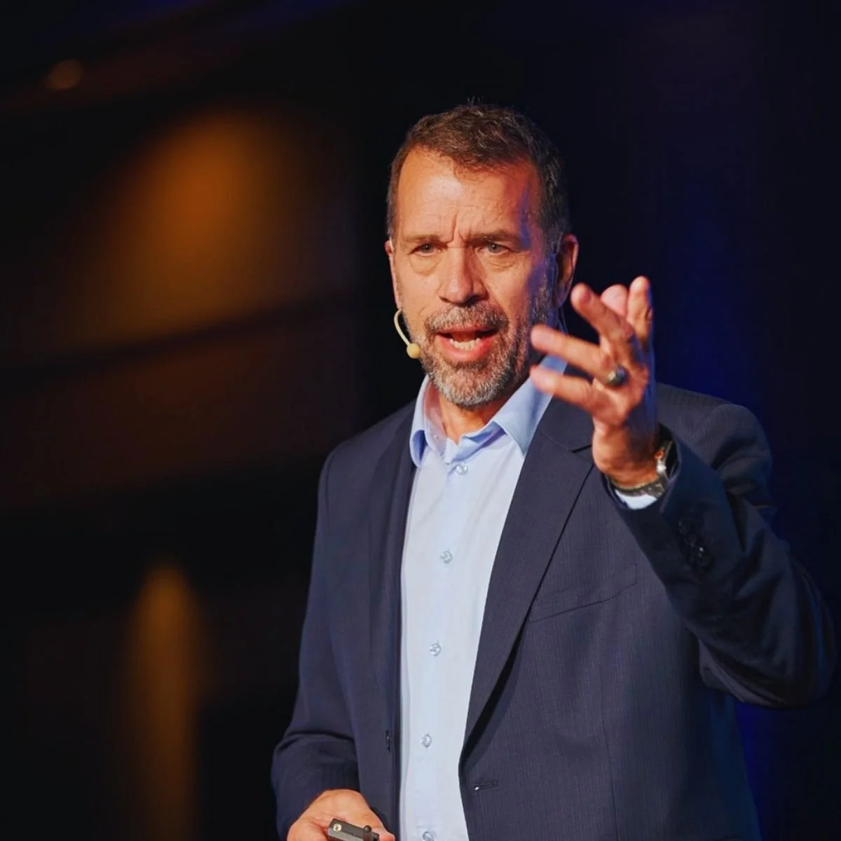 Pierre Lescarbeau en conférence
