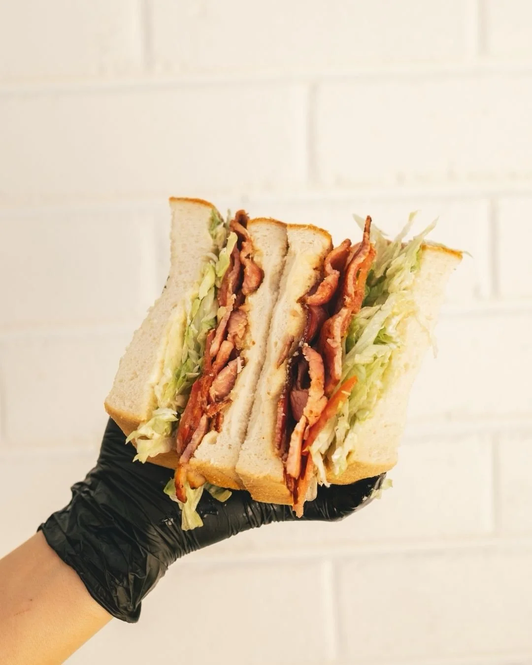 Milkhouse Deli BLT 🥪

Crispy bacon, Tomato, Shredded iceberg, Mayo

Simple, classic, done right.

Made fresh to order
Milkhouse Deli
10am &ndash; 2pm ☕️

#milkhousedeli #blt #delisandwiches #milkhousekurnell