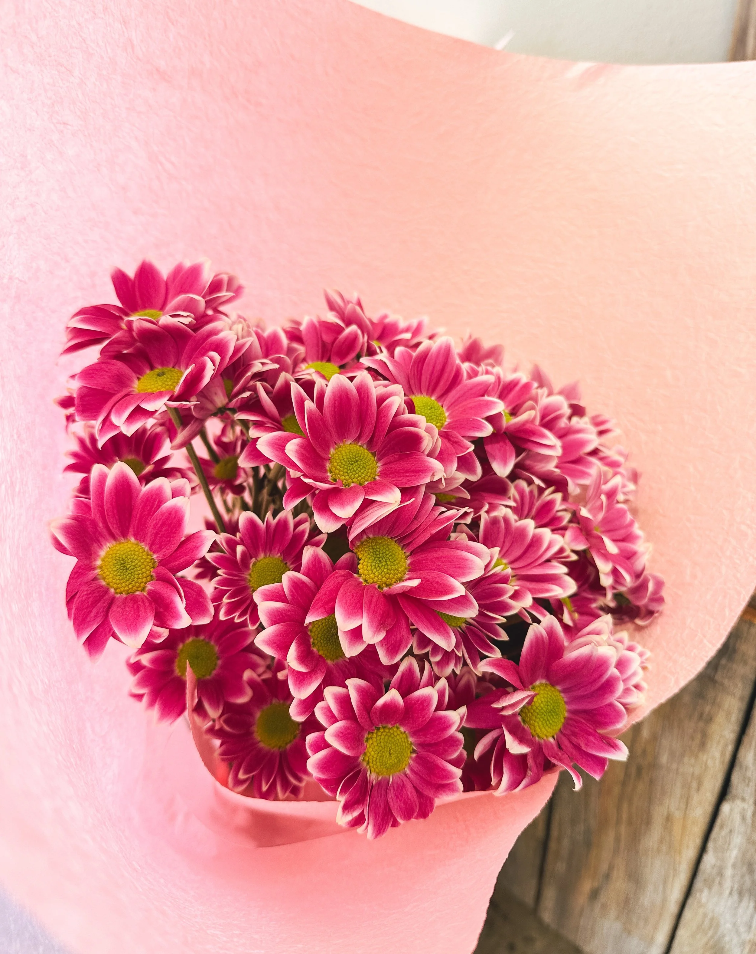Mother&rsquo;s Day flowers at Milkhouse 🌺 

Because she deserves it 💛 

#milkhouse #milkhousekurnell #kurnell #mothersday #sutherlandshire kurnellcoffee