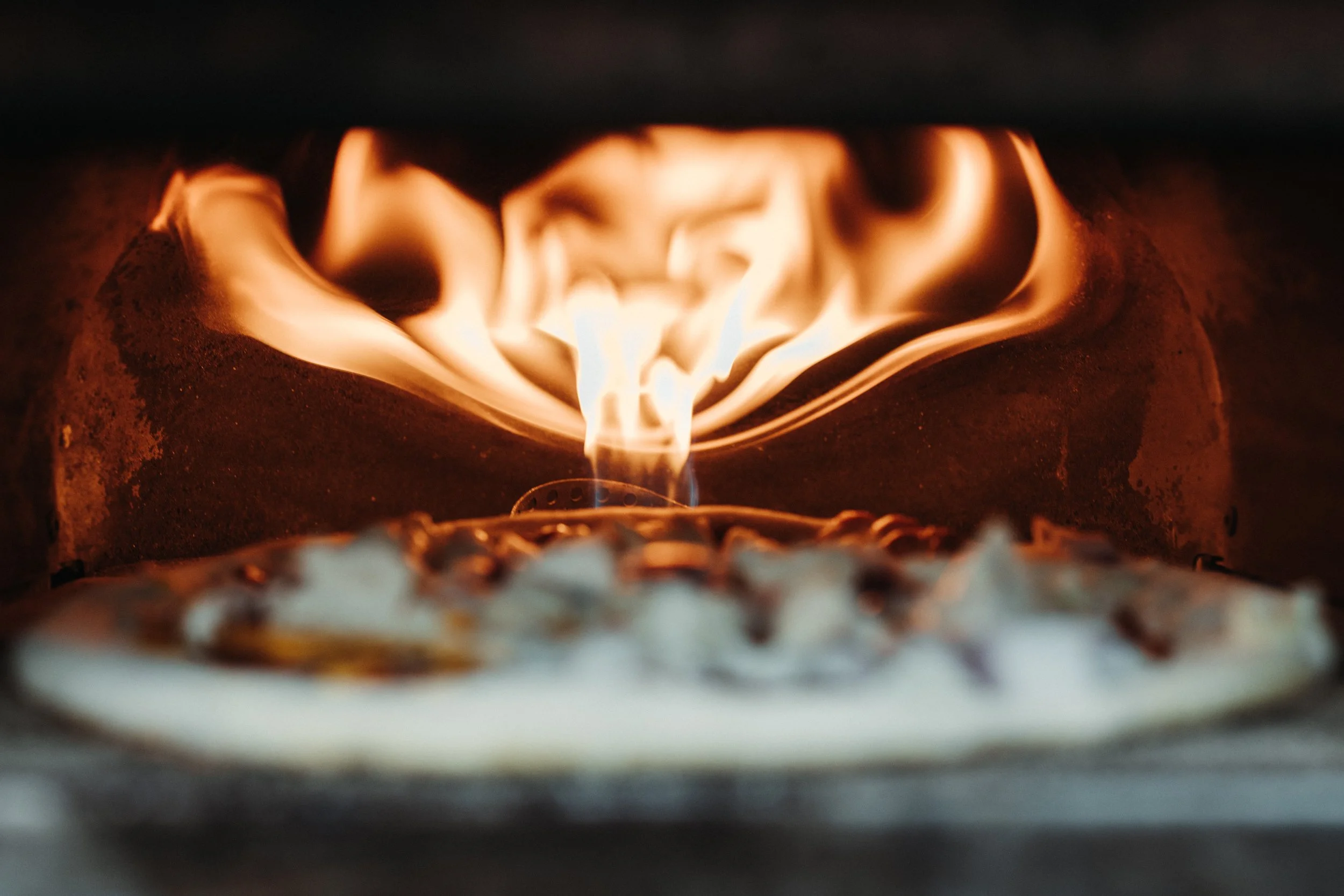 BASILPIZZABAR (DESATURATION -10)-10.jpg