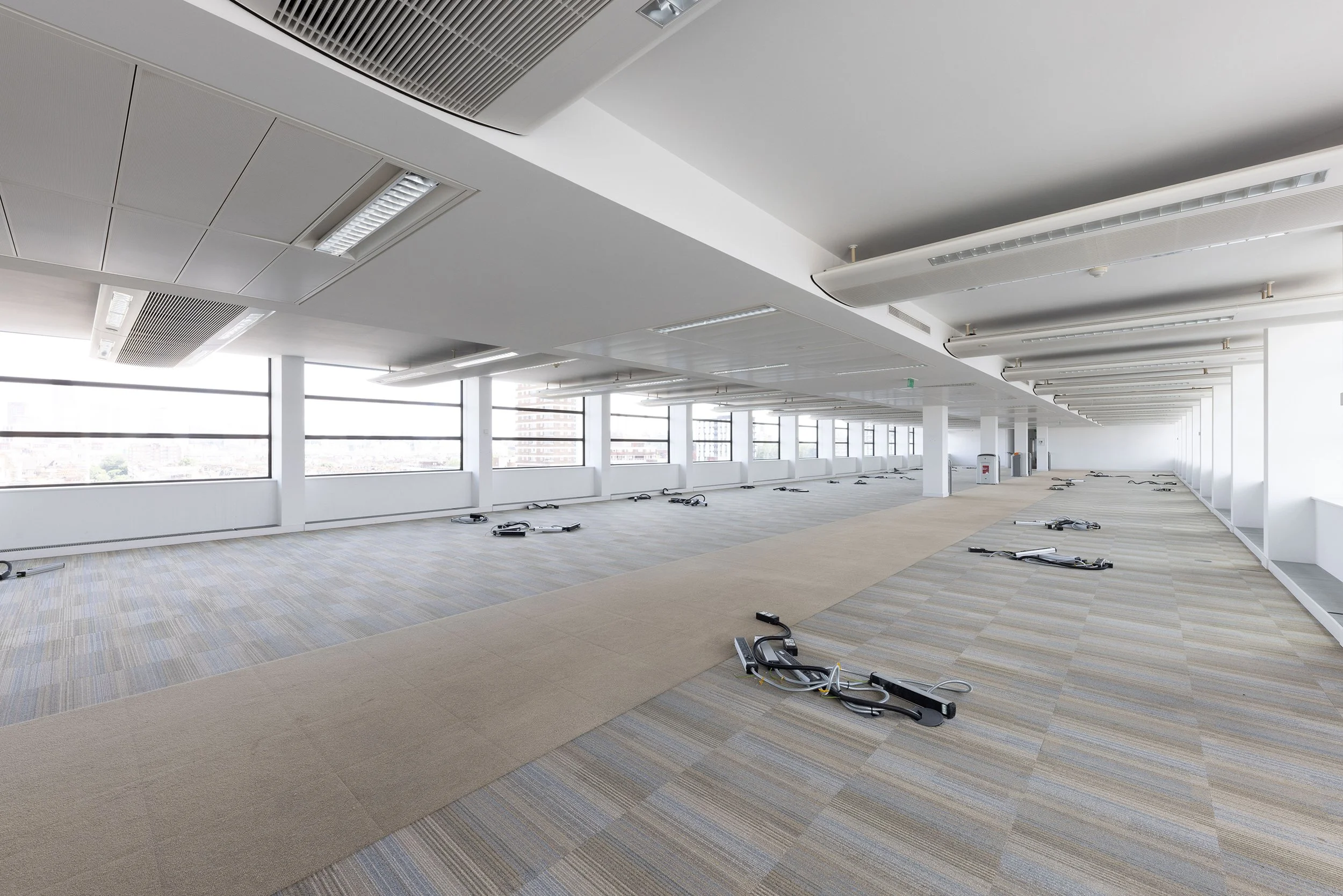 157-197 Buckingham Palace Rd-4.jpg