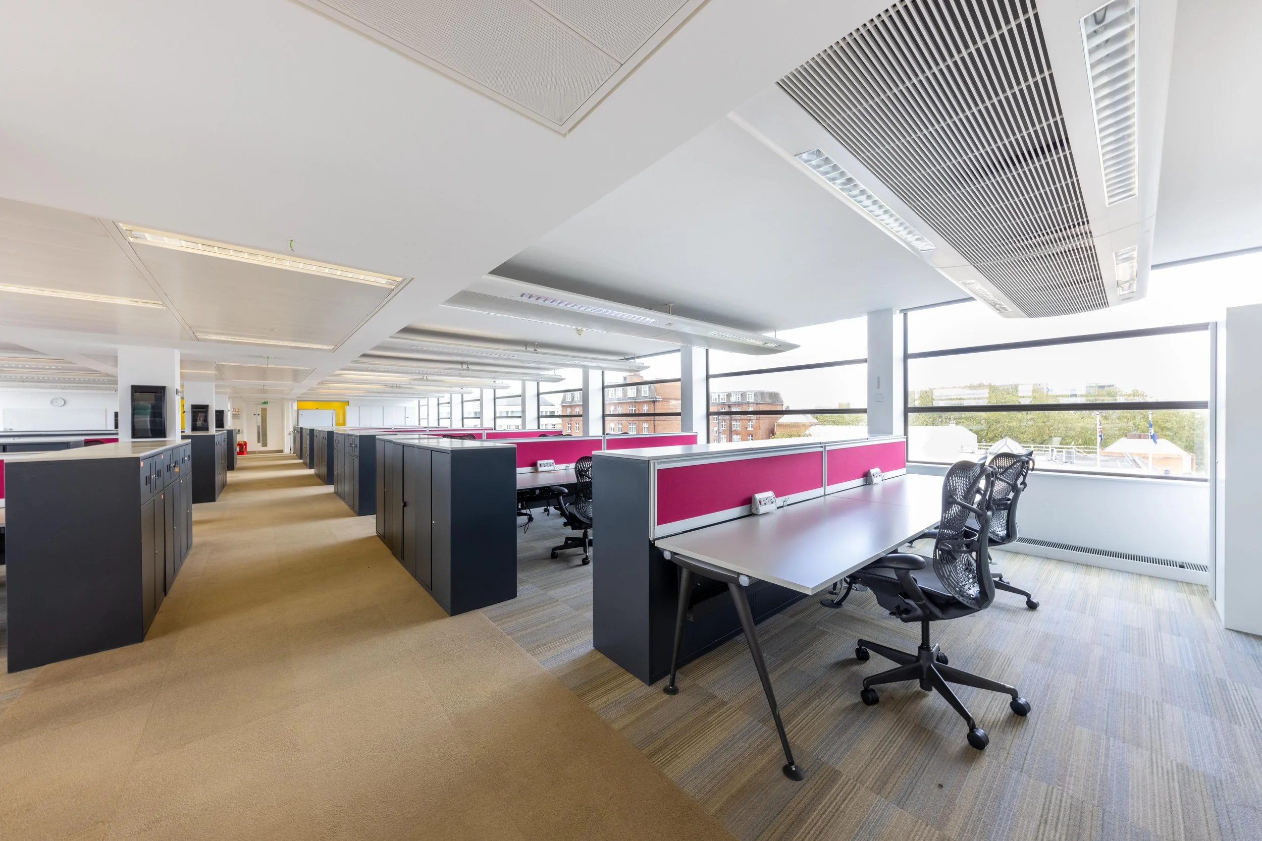 Buckingham Palace Road -066.jpg