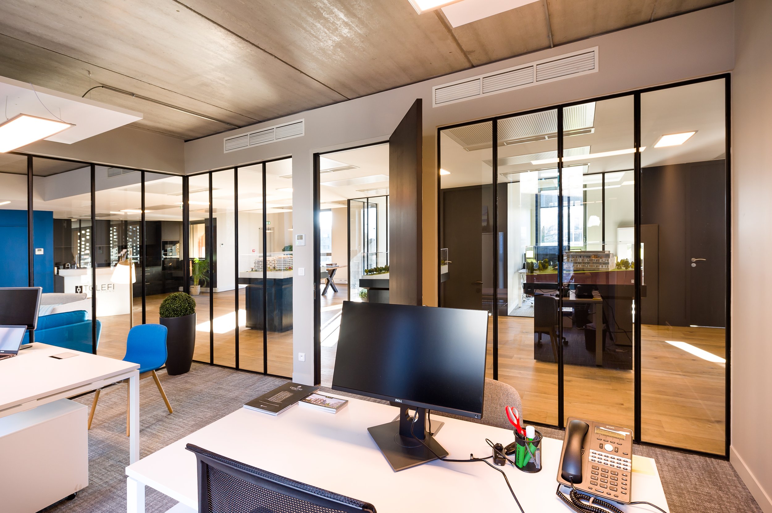 Aménagement de bureaux La Rochelle, Niort, verrière, parquet, bois, cuisine