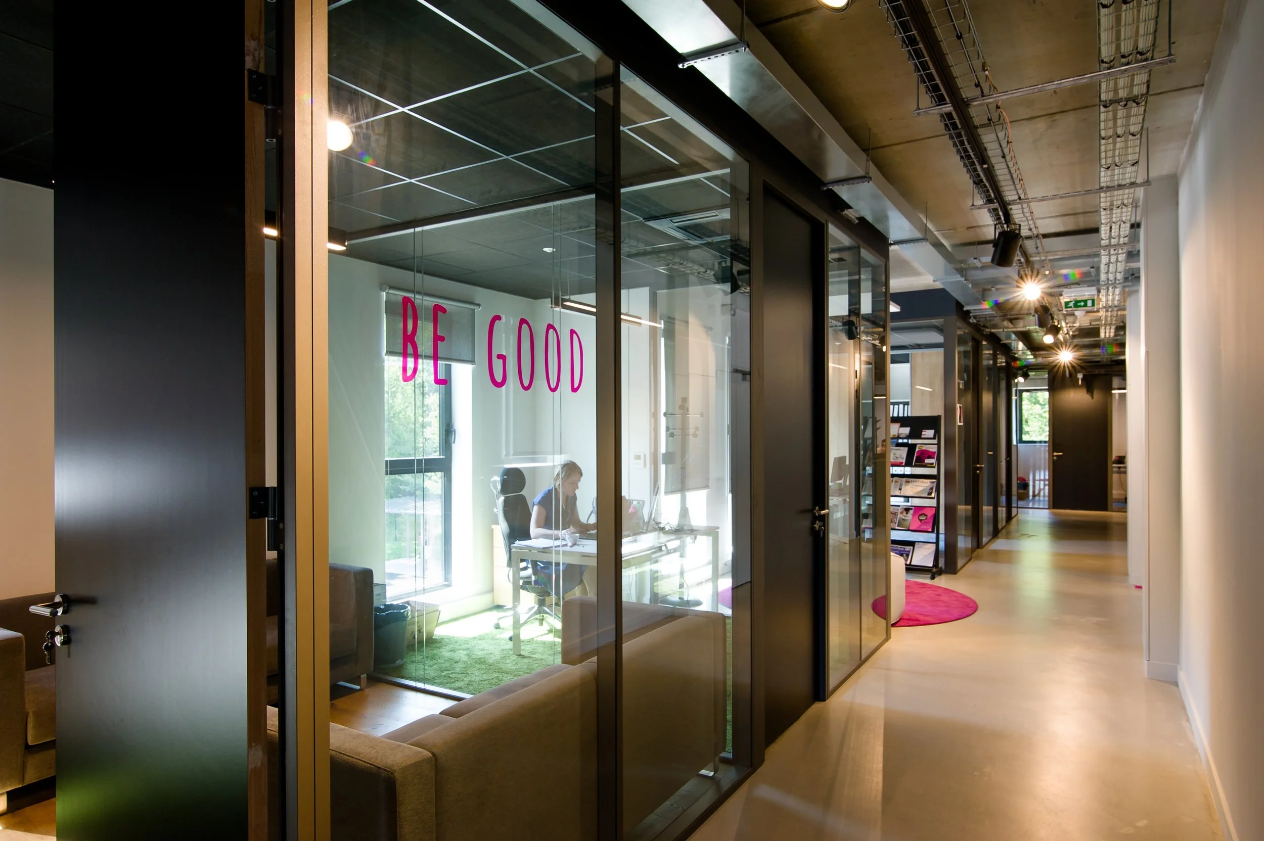 Architecture intérieure pour entreprises La Rochelle, Niort (12).jpg