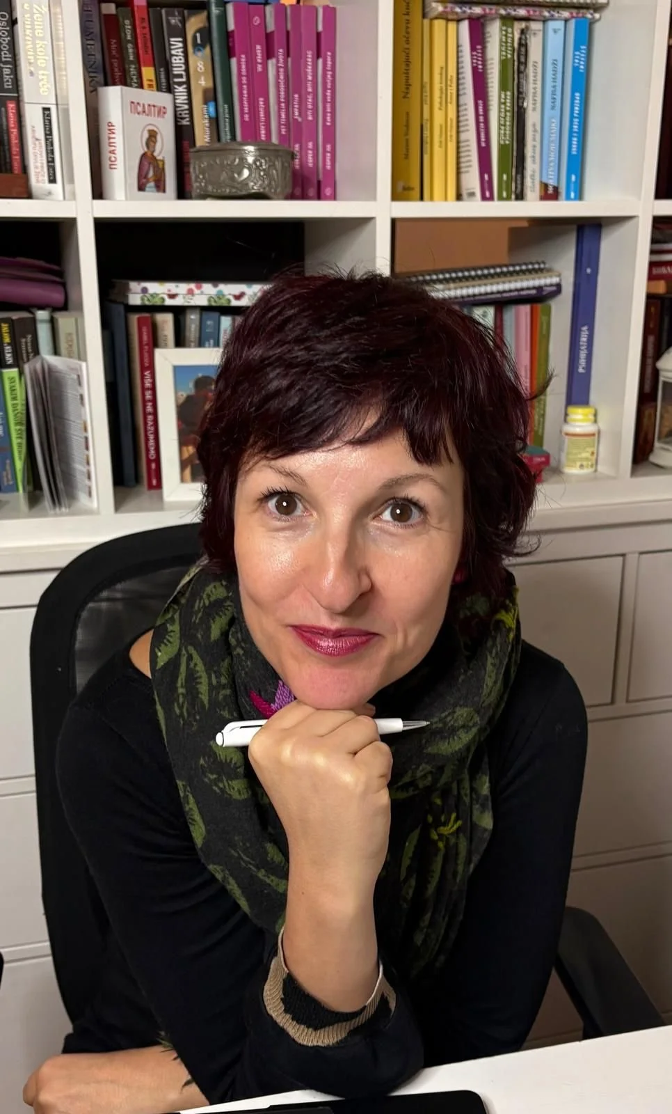 Online psiholog i online psihoterapeut. Stručnjak za anksioznost, depresiju, stres i probleme u vezi.