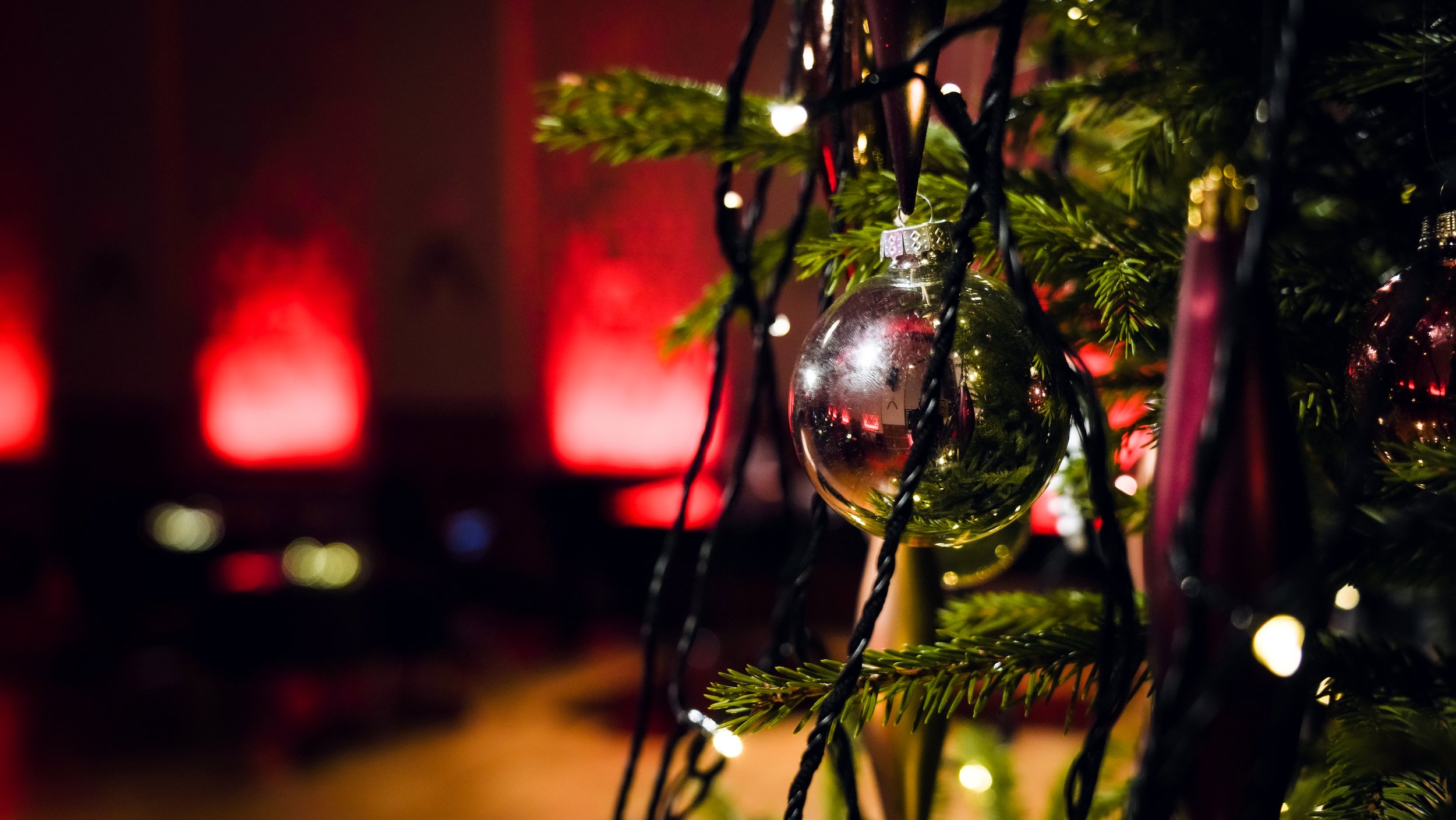 JWG J_uluball_Casino Royal_17.12.21_Richter's Visuals (16).jpg