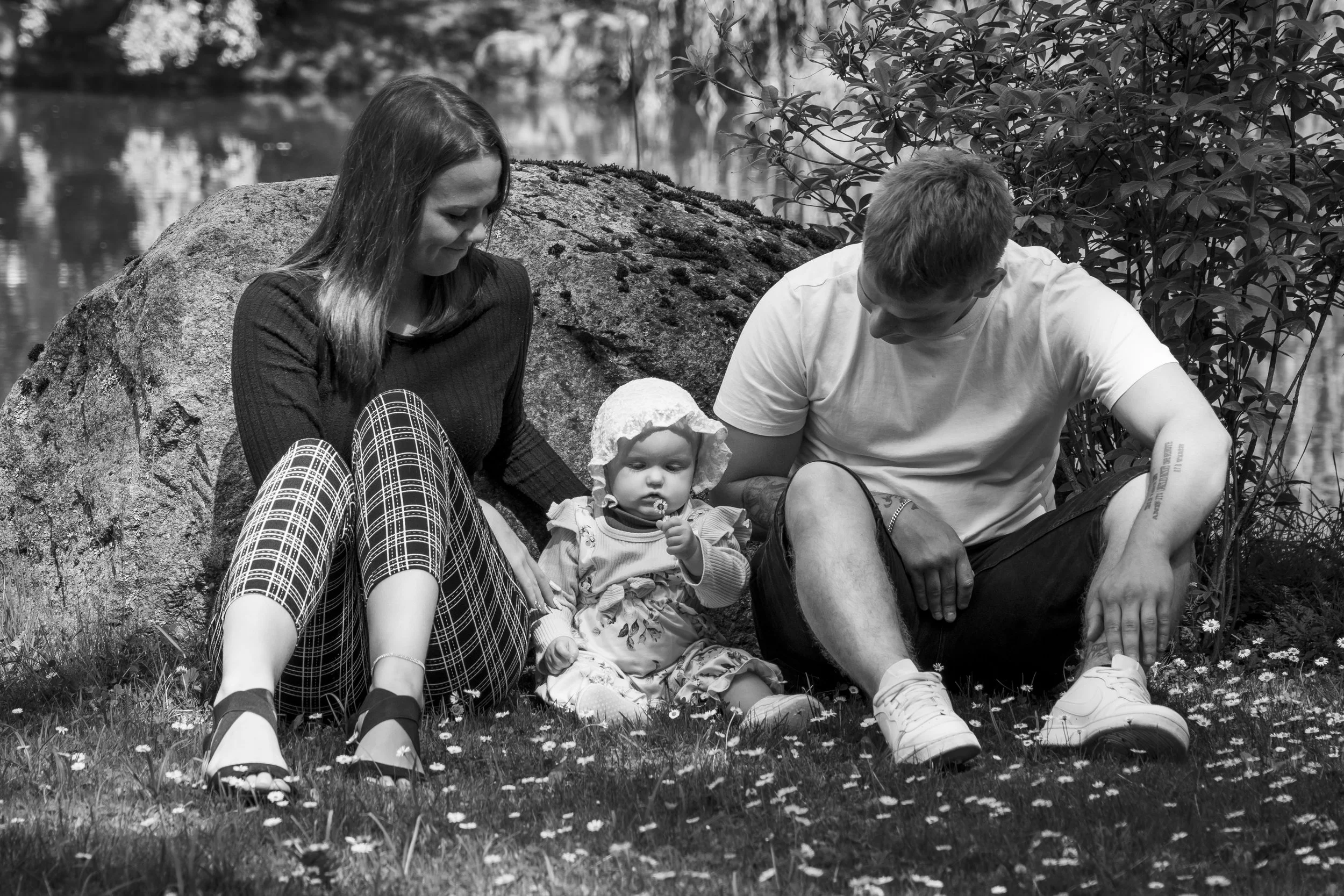 Aurelia perega_08.087.23_Richter's Visuals BW  (16).jpg