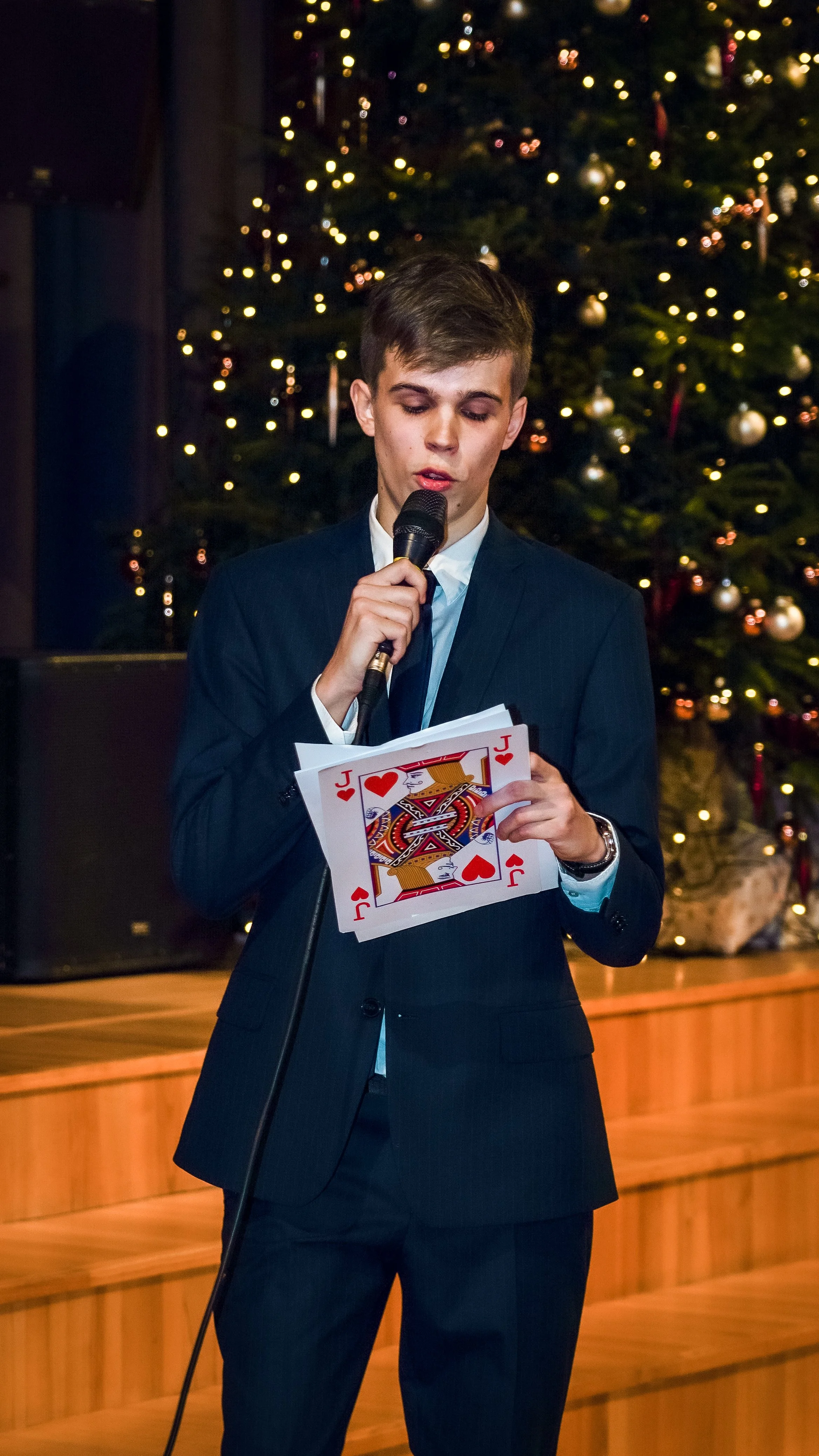 JWG J_uluball_Casino Royal_17.12.21_Richter's Visuals (106).jpg