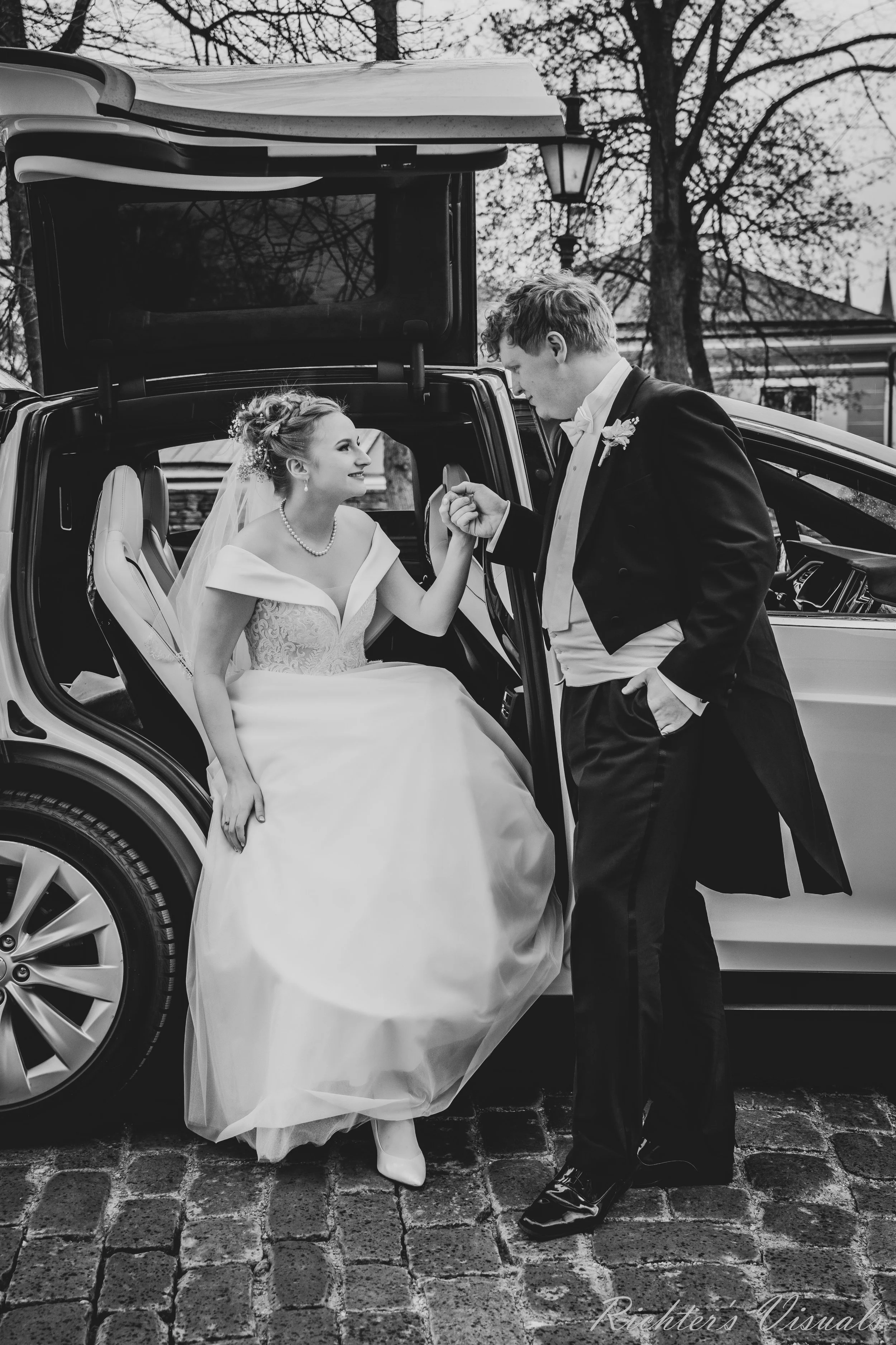 Elisabeth & Martin_07.05.22_Richter's Visuals (10).jpg