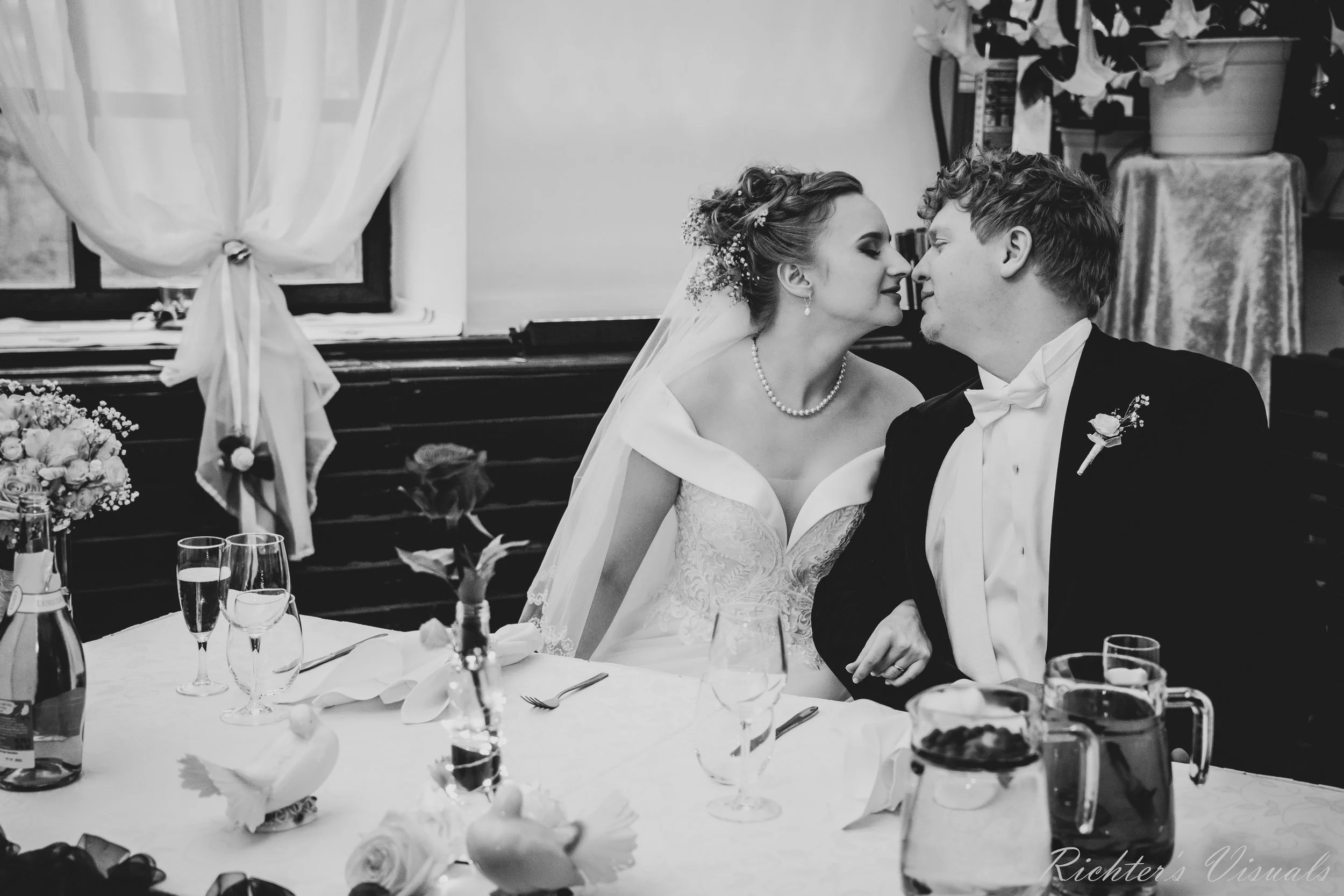 Elisabeth & Martin_07.05.22_Richter's Visuals (23).jpg