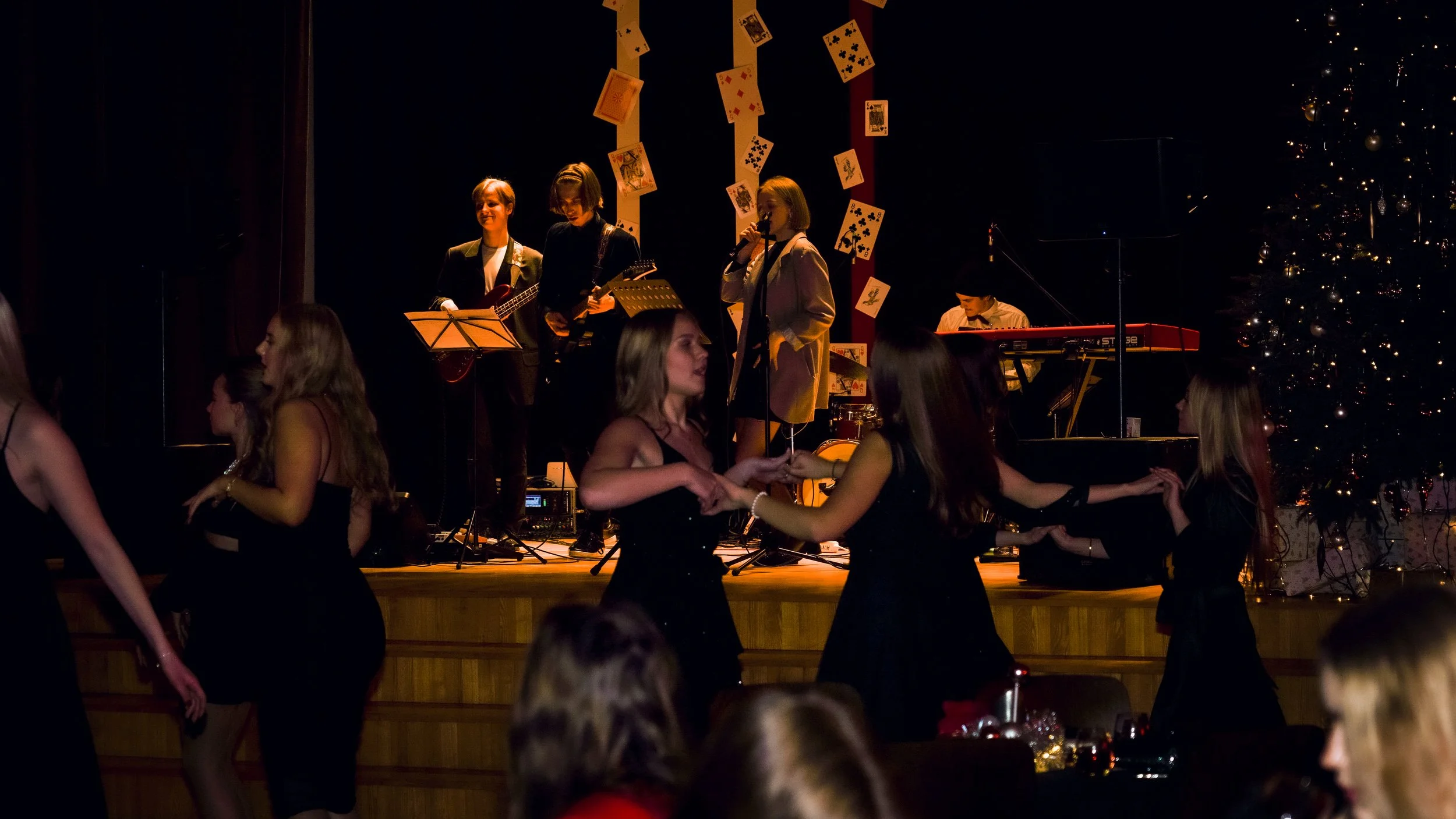 JWG J_uluball_Casino Royal_17.12.21_Richter's Visuals (462).jpg