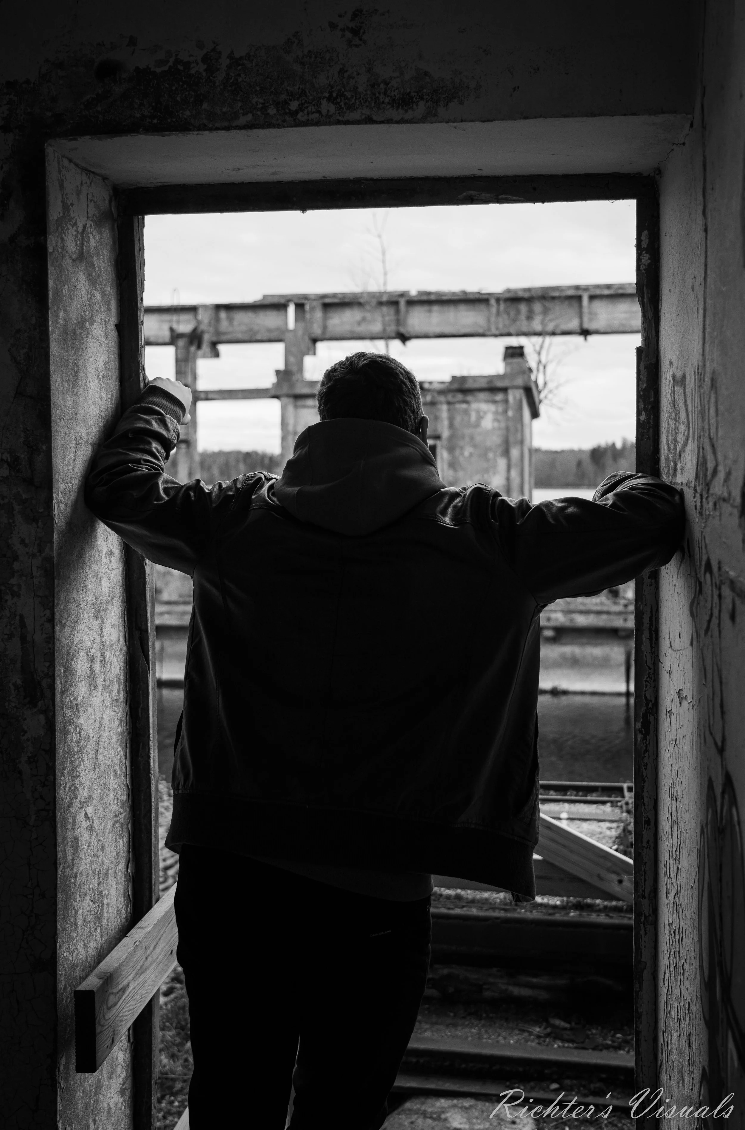 SirKa_26.04.22_Richter's Visuals (3).jpg