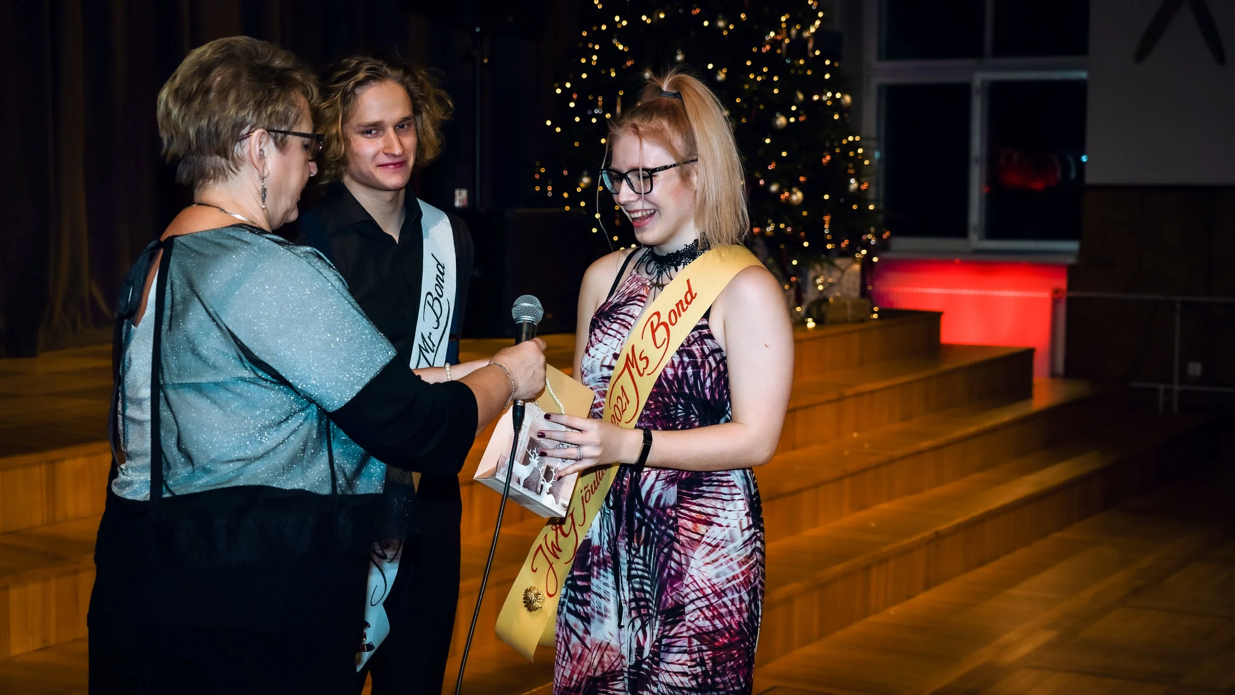 JWG J_uluball_Casino Royal_17.12.21_Richter's Visuals (779).jpg