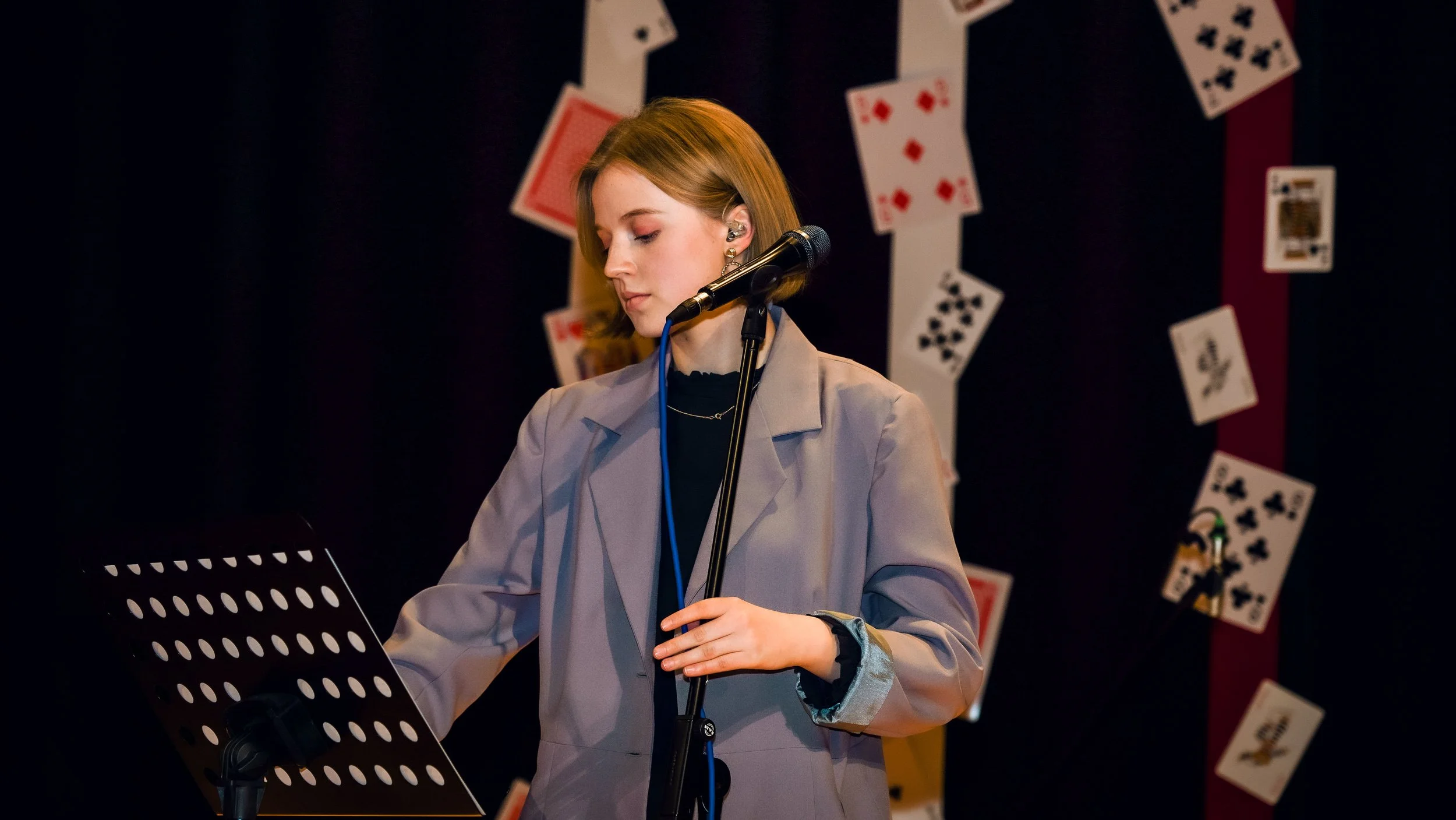 JWG J_uluball_Casino Royal_17.12.21_Richter's Visuals (379).jpg