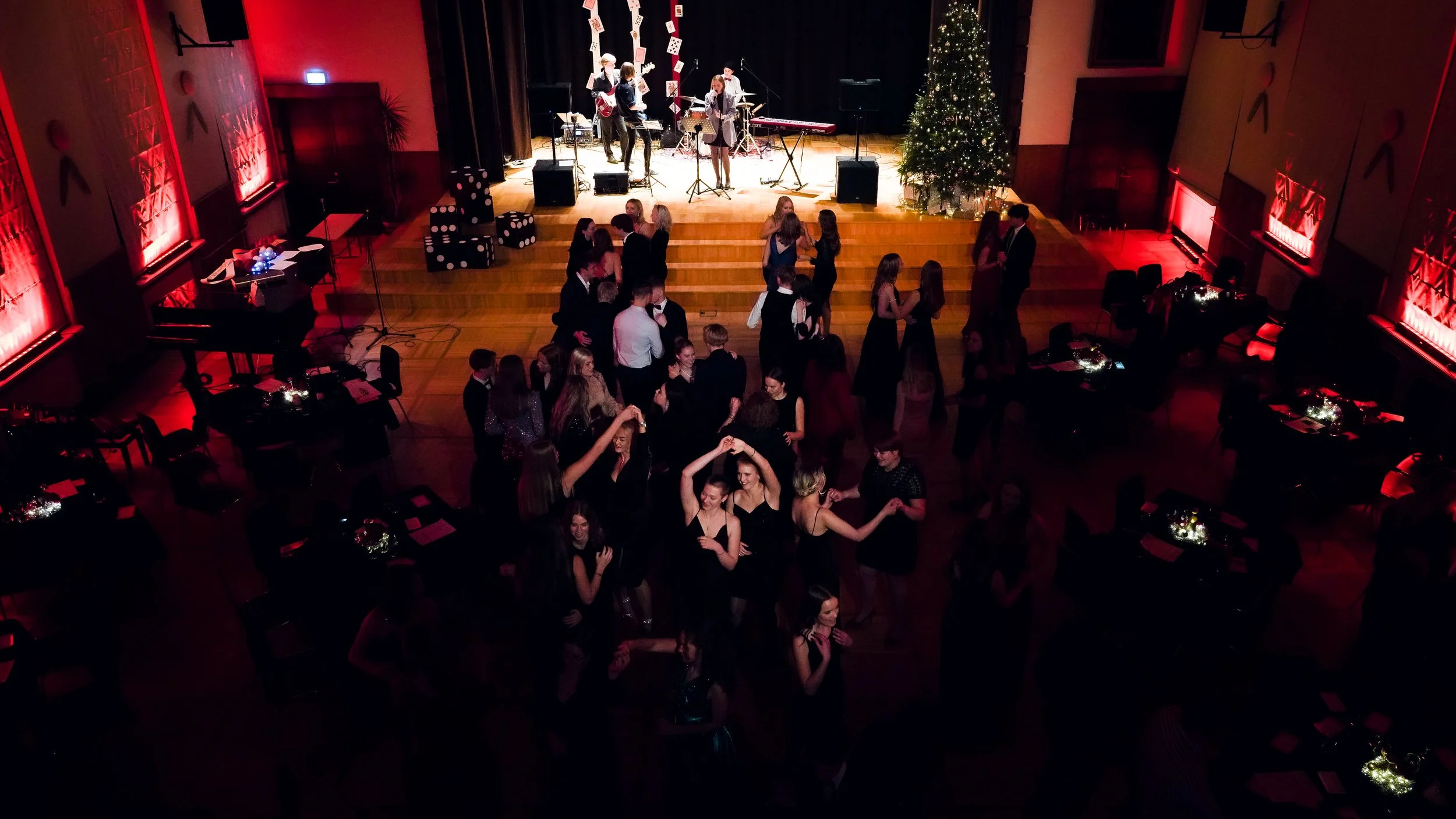 JWG J_uluball_Casino Royal_17.12.21_Richter's Visuals (598).jpg