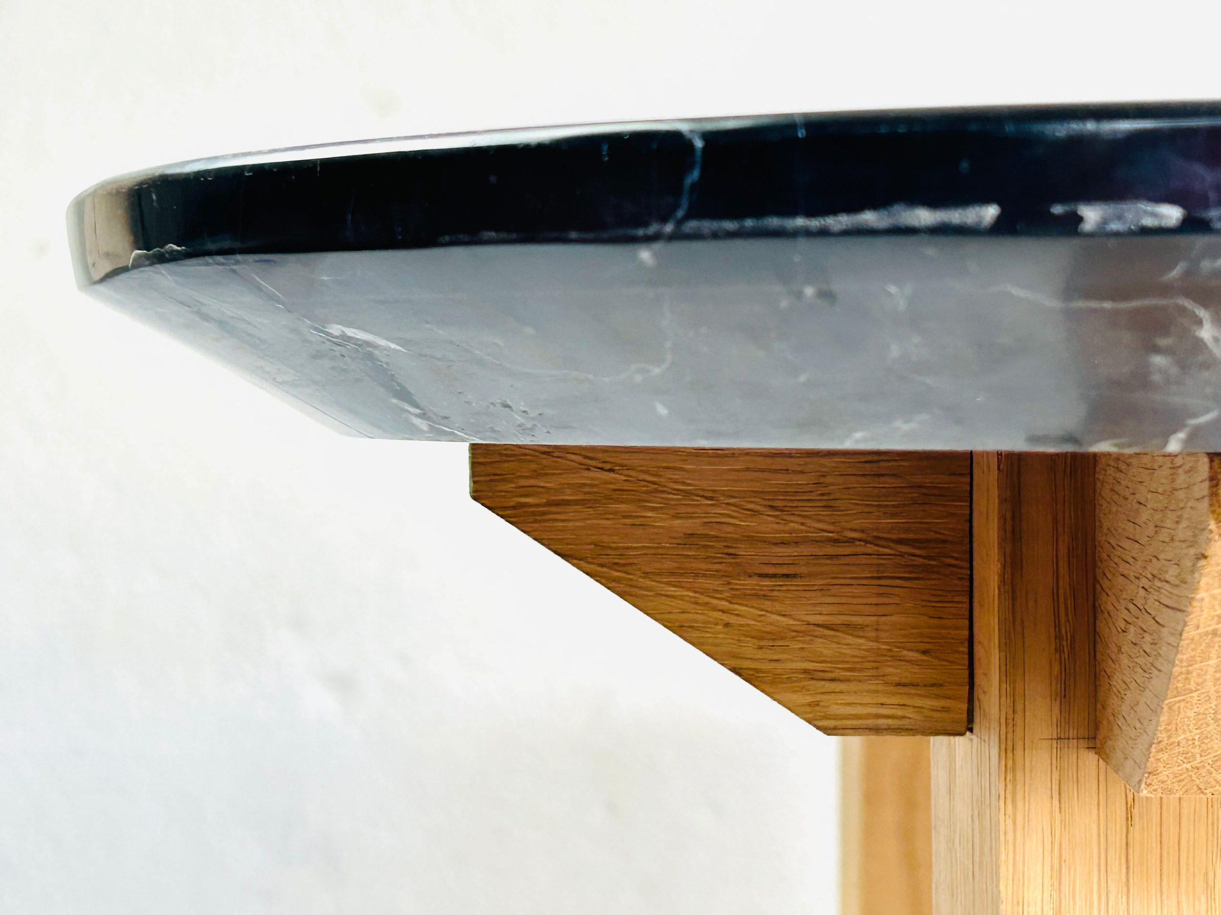 |  Table Massale