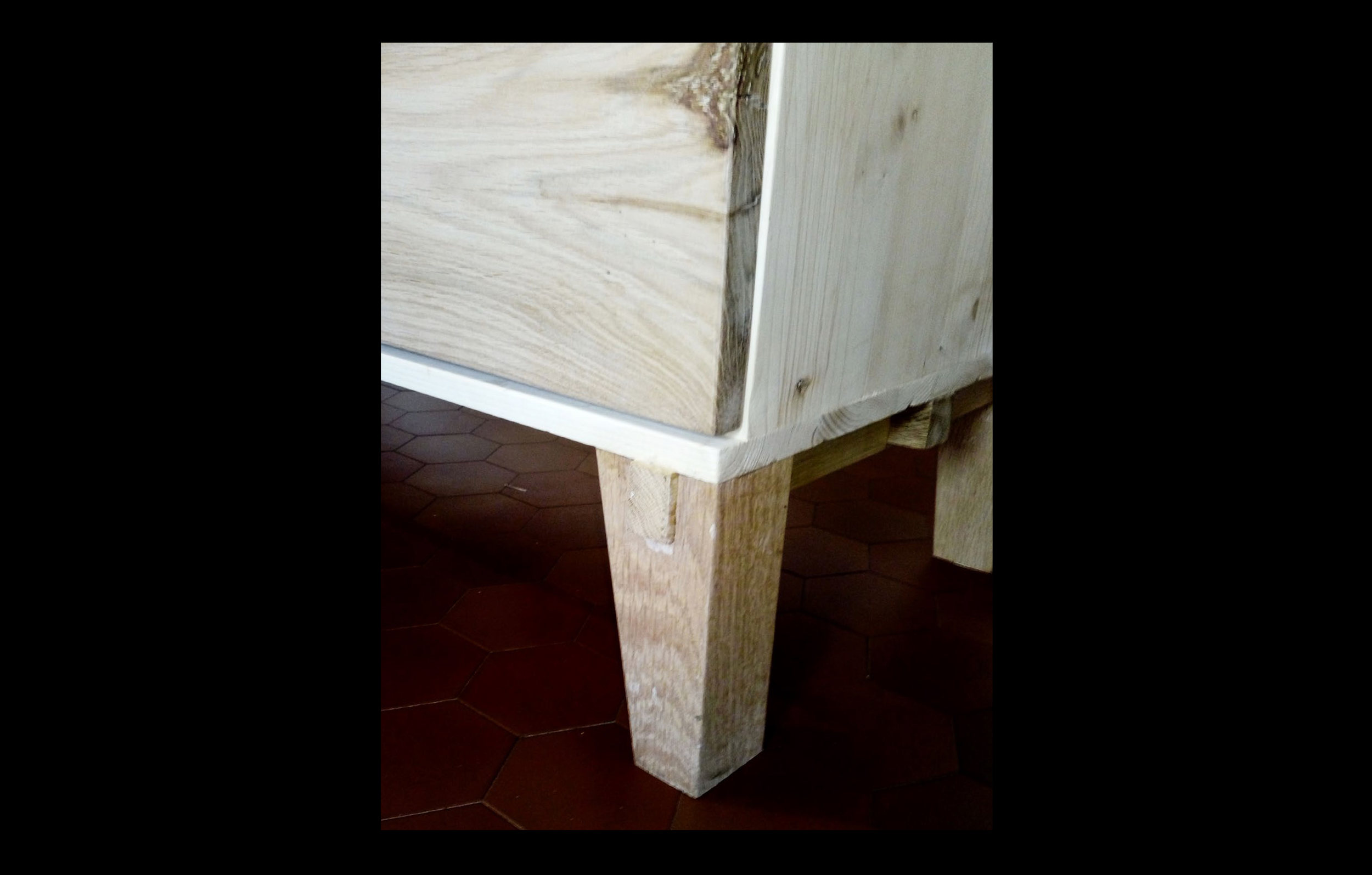 DETAIL MEUBLE 4.png
