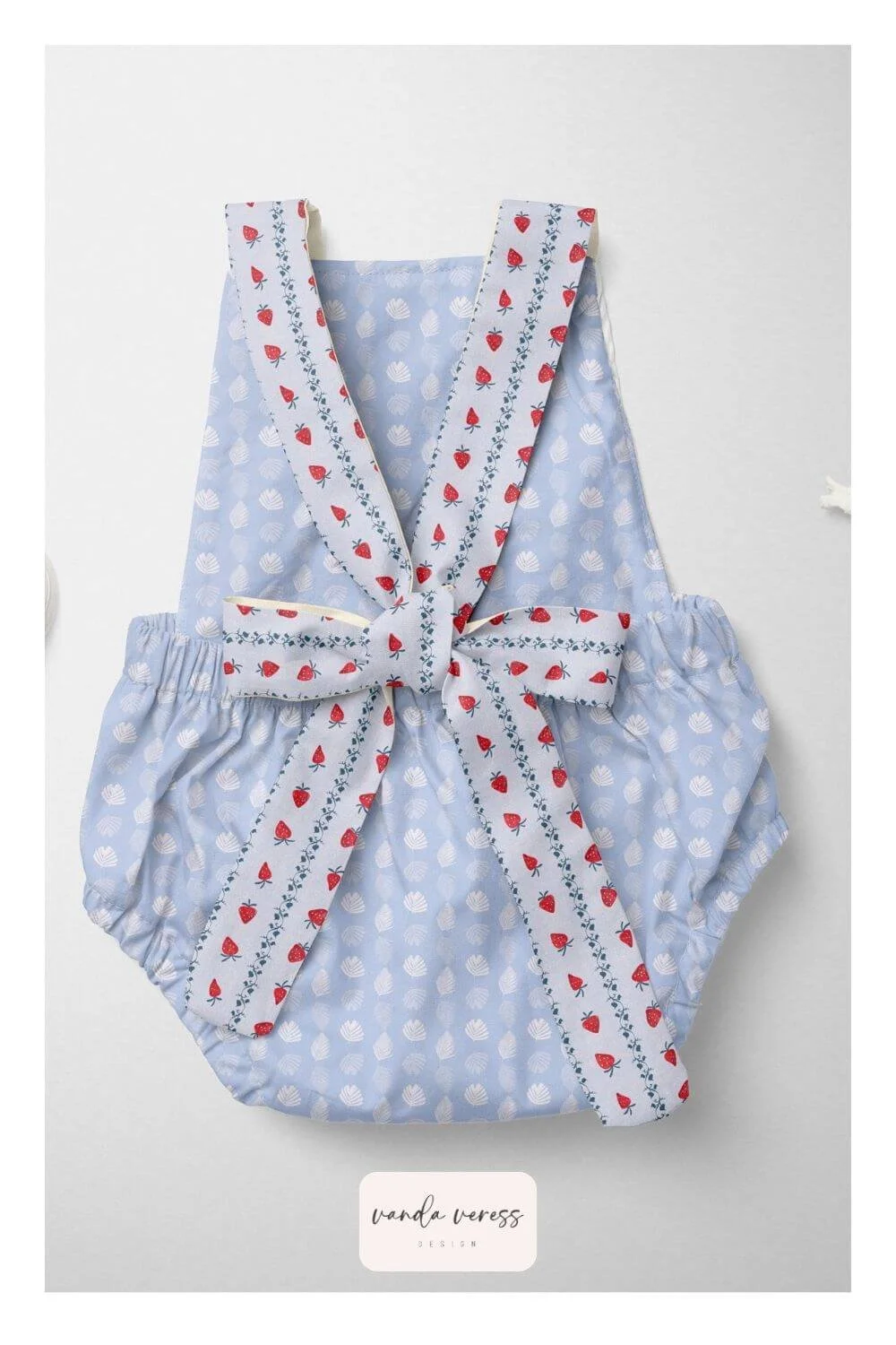 Baby-outfit-Fabric-collection-for-art-licensing-and-available-for-fabric-on-spoonflower-by-vanda-veress- (2).jpg