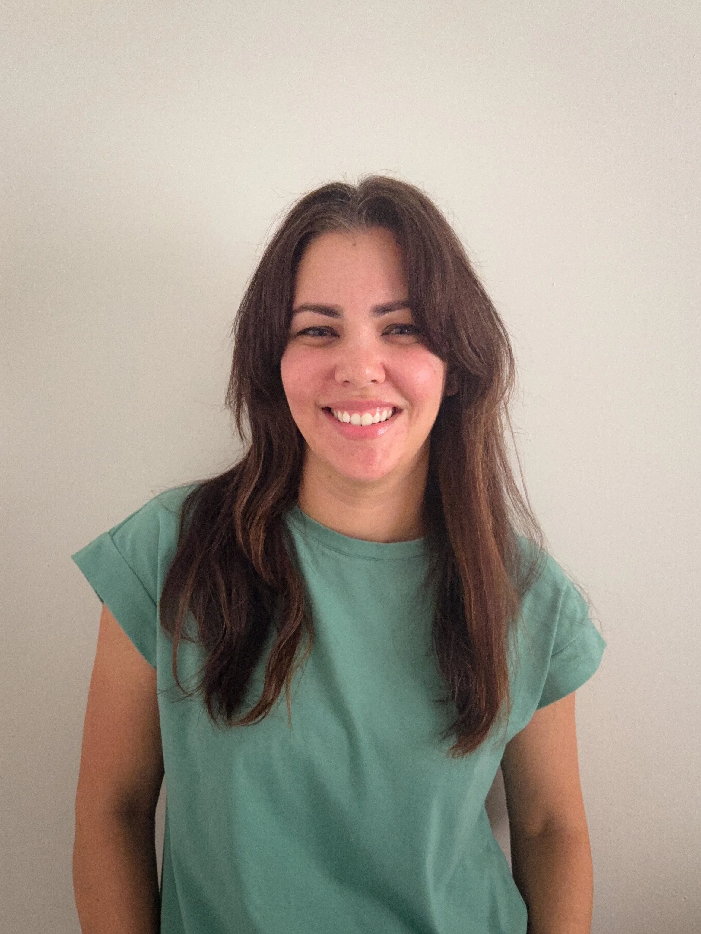 Yessy Abolila headshot