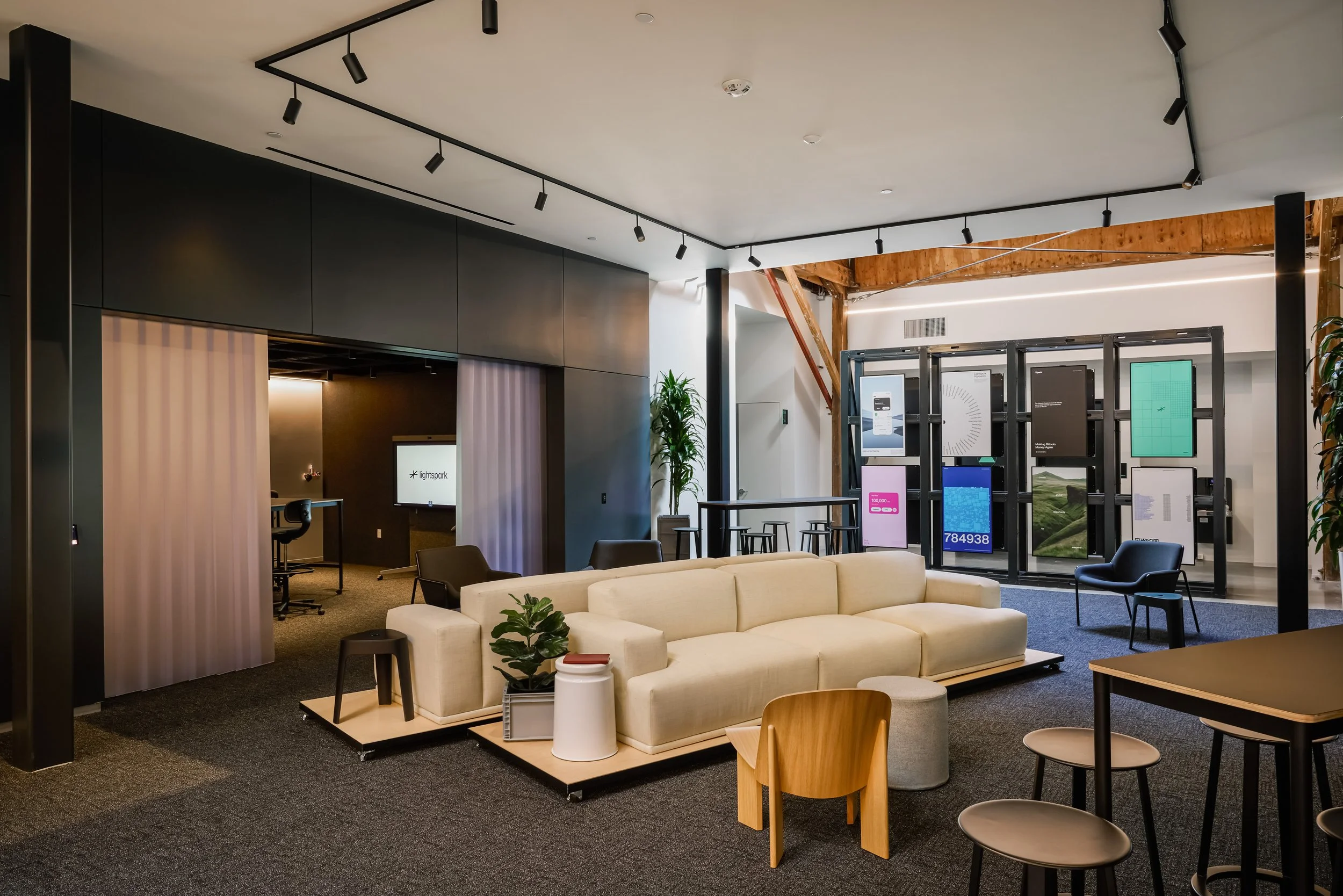 Lightspark- Lounge 1.jpg