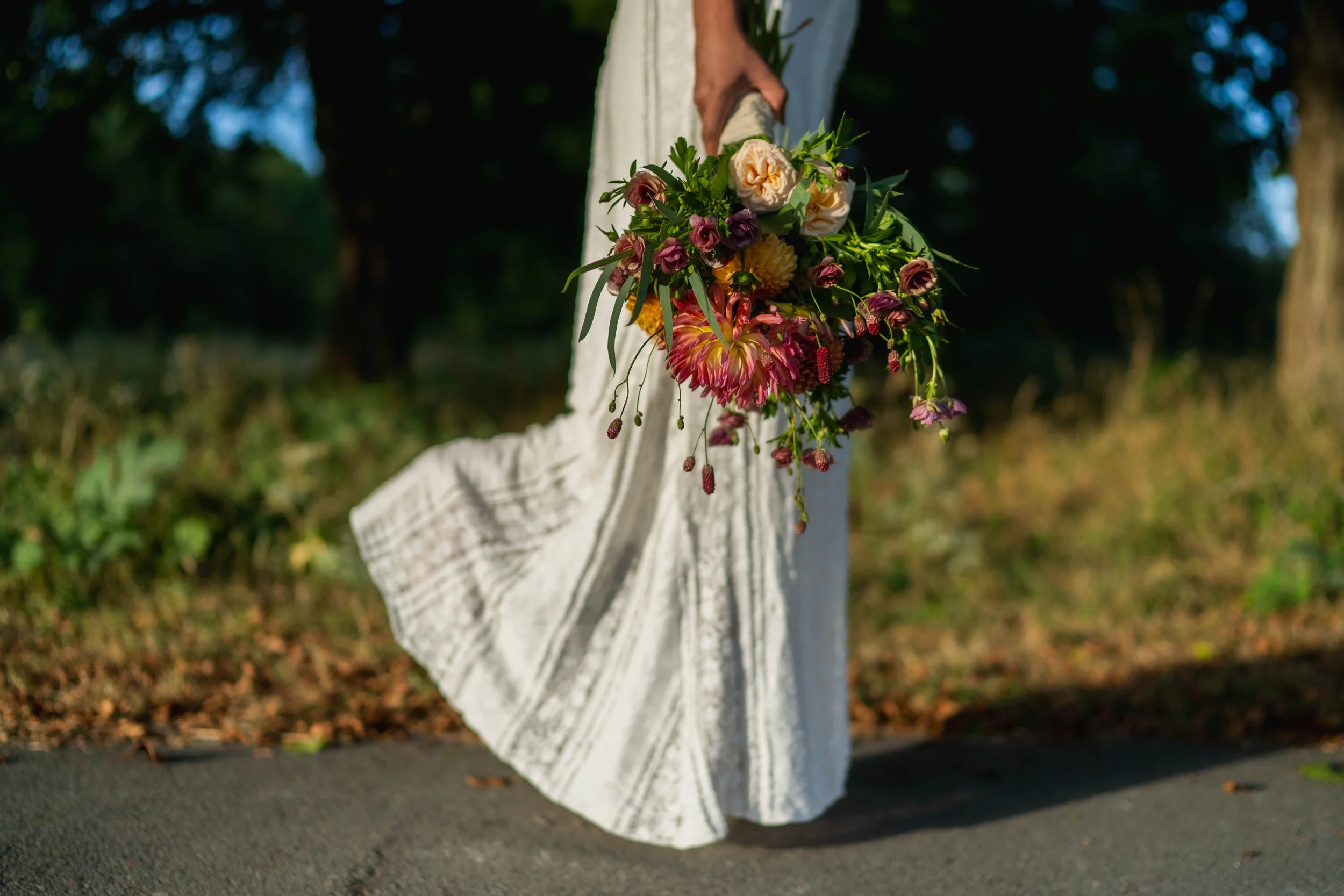 A styled bouquet shoot at Westerpark, Zoetermeer