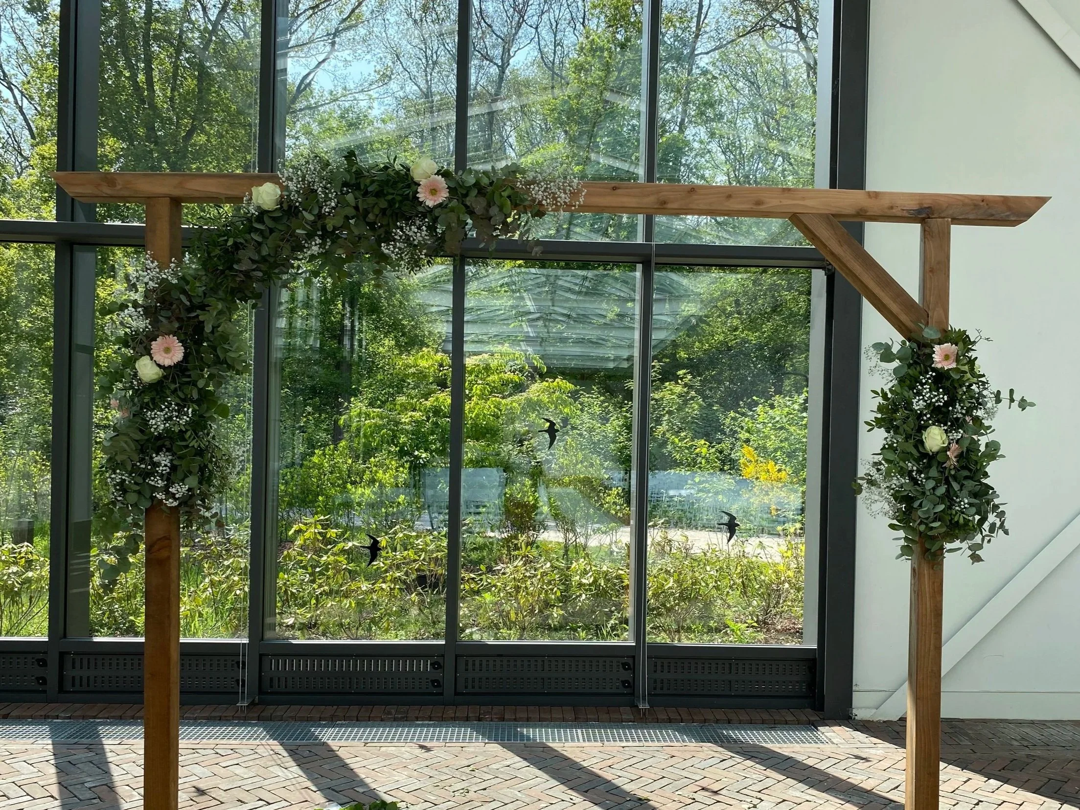 Ceremony arch, L + R wedding, Orangerie Mattemburg, Hoogerheide