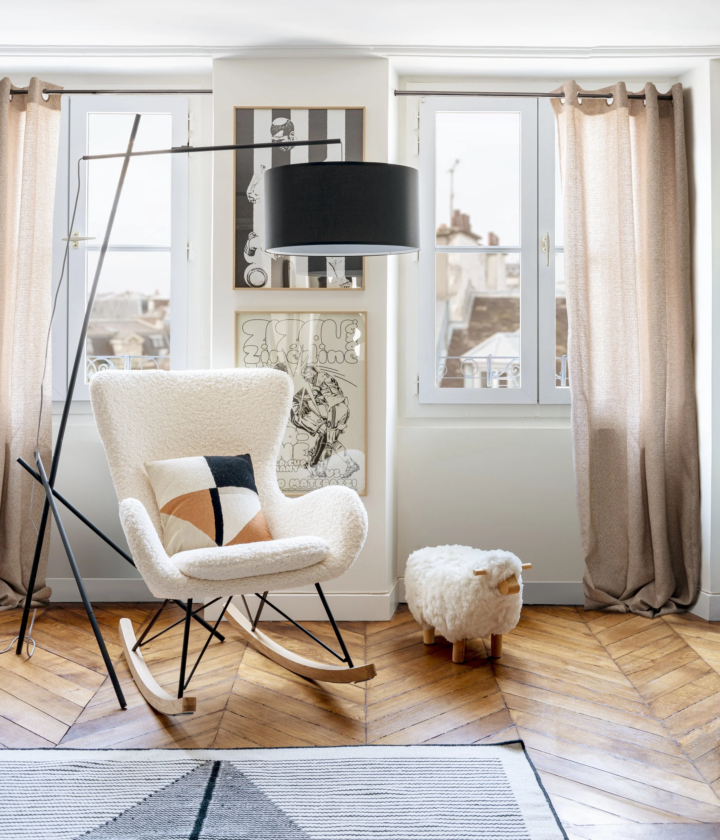 Salon avec fauteuil à bascule