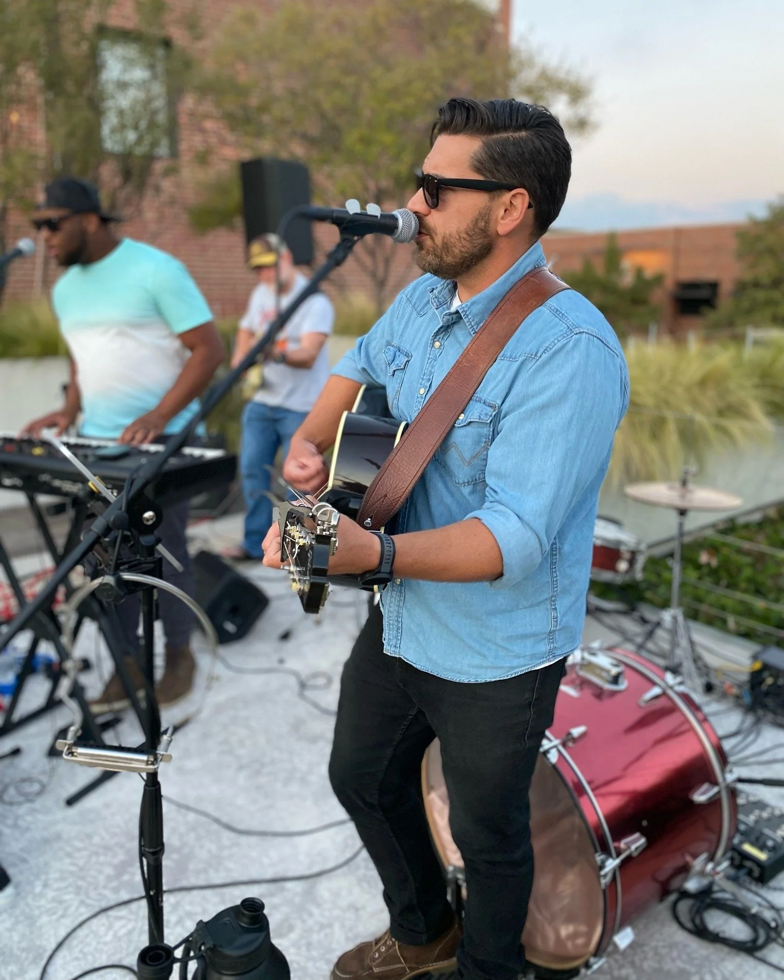 Y&rsquo;all! It&rsquo;s live music season and we&rsquo;ve got a lot of fun stuff coming up. Would love to see some familiar faces (and some new ones too). Dates are up at brandonlaib.com...come say hey if you make it out!