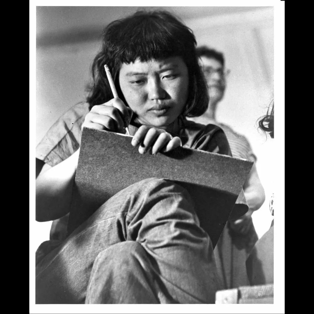Ruth Asawa, in art class