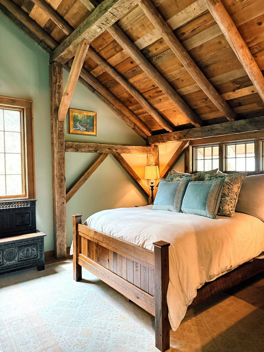 Modern Mountain Cabin Bedroom - Mountain Ridge Custom Builders