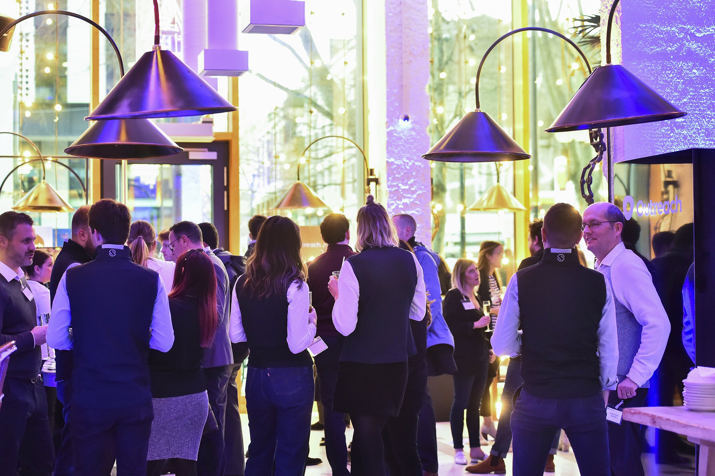 3 mid-year sales events to get your team motivated, selling &amp; celebrating