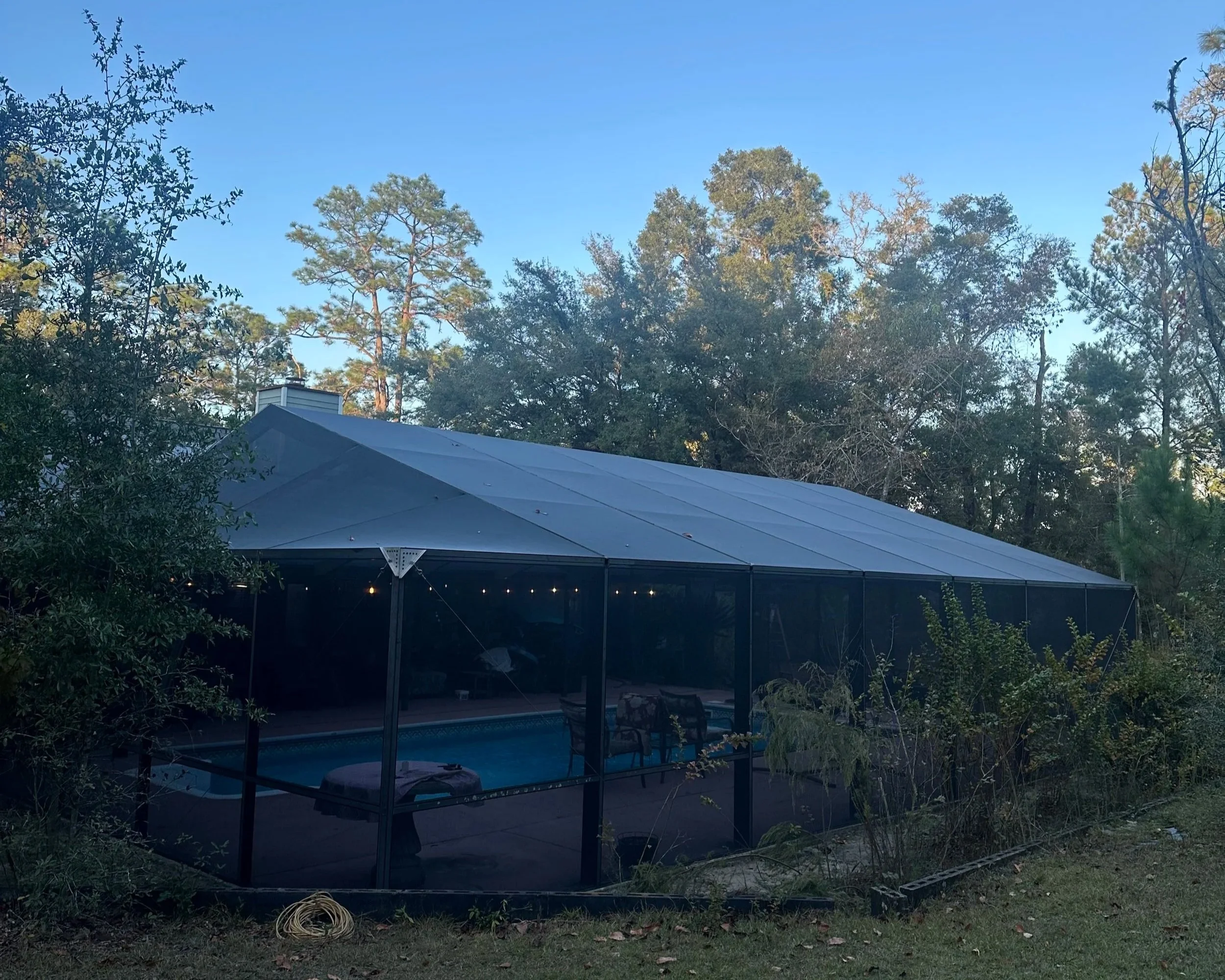 screen porch installation screened porch contractor screened porch builder screened porch company screened-in porch installation porch screening services screen enclosure contractor, custom screen porch, screen porch repair, 20x20 bug screen dog door