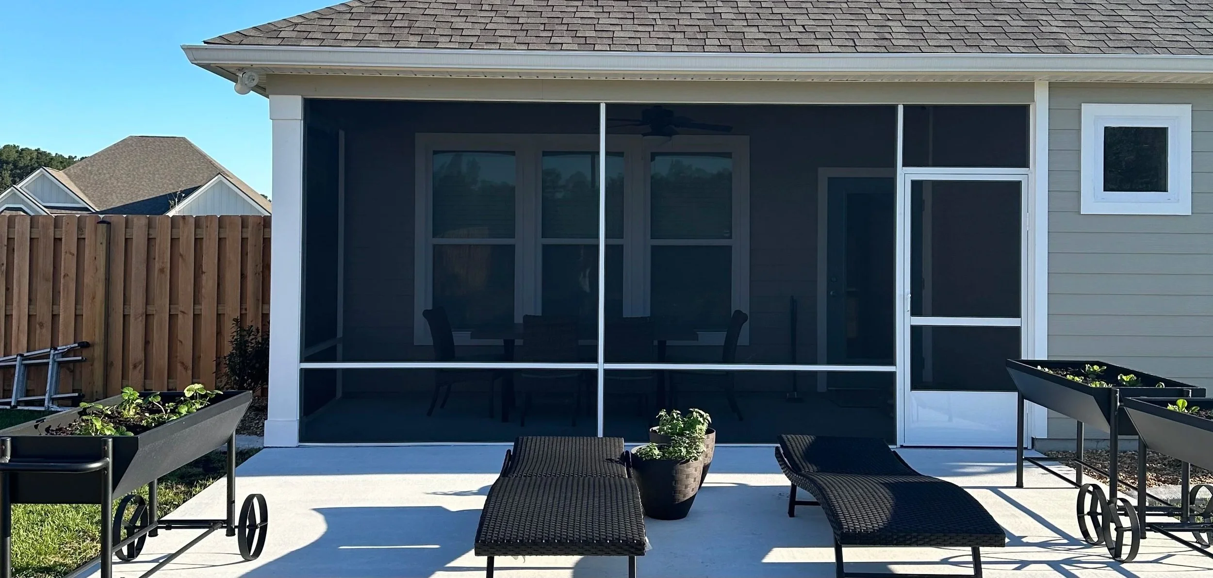 screen porch installation, screened porch contractor, screened porch builder, screened porch company, screened-in porch installation, porch screening services, screen enclosure contractor, custom screen porch, screen porch repair, 20x20 bug screen