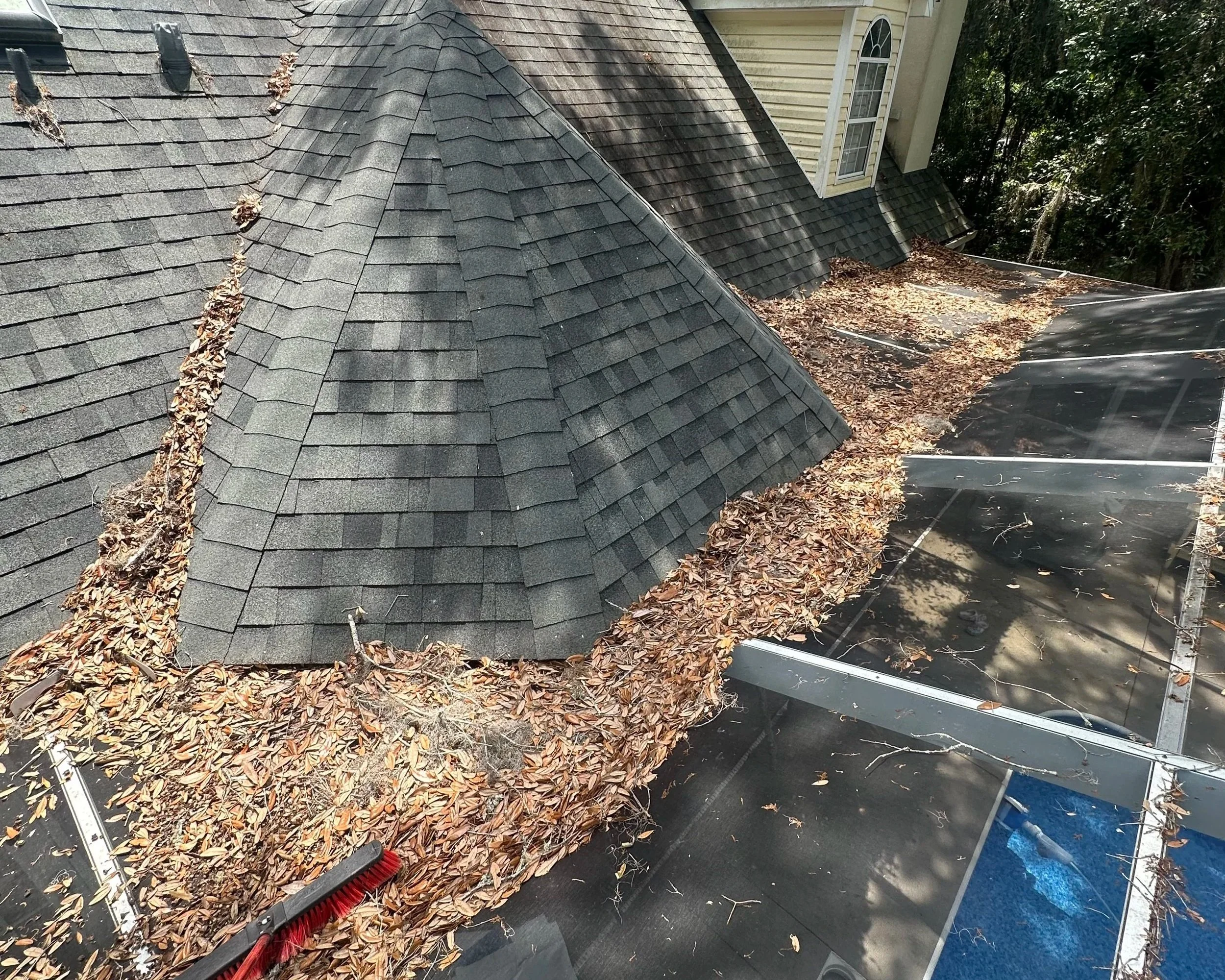 screen porch installation screened porch contractor screened porch builder screened porch company screened-in porch installation porch screening services screen enclosure contractor, custom screen porch, screen porch repair, 20x20 bug screen dog door