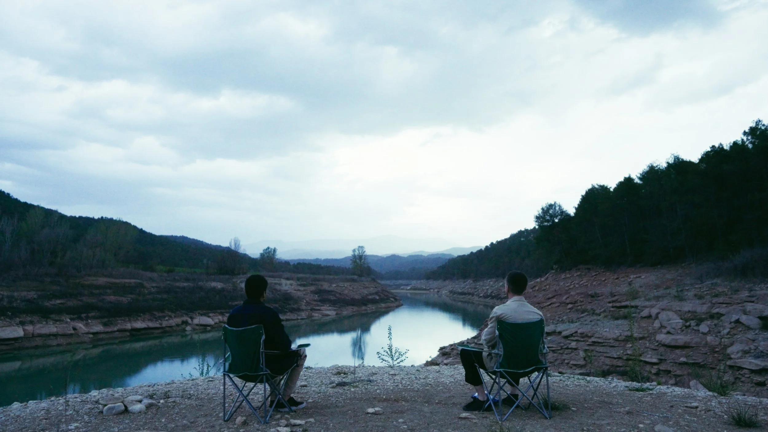 filming "Lua Lua" music vid